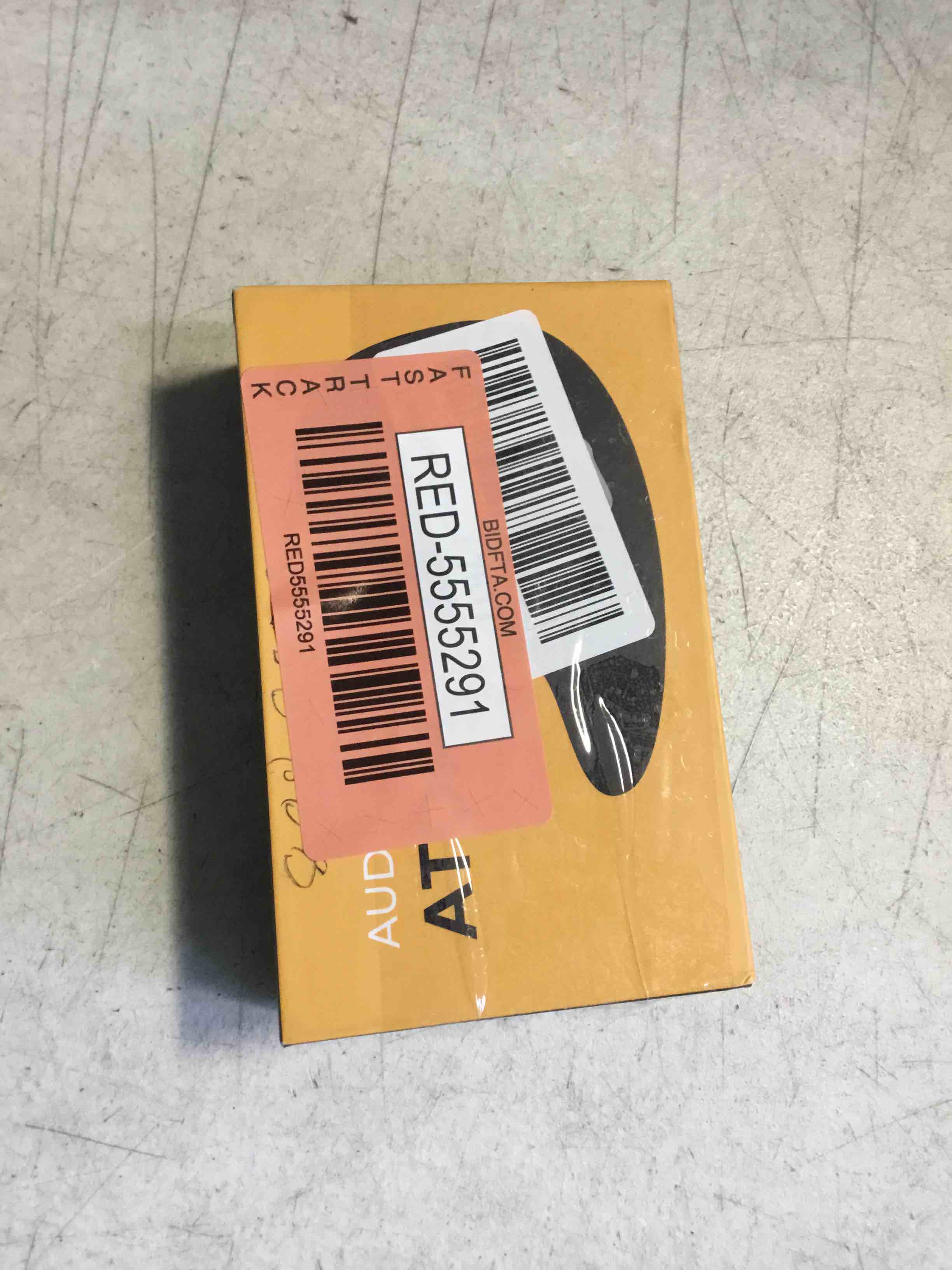 https://s3.amazonaws.com/lotting-images-prod/bidfta/RED5555291_1701357898186.jpeg