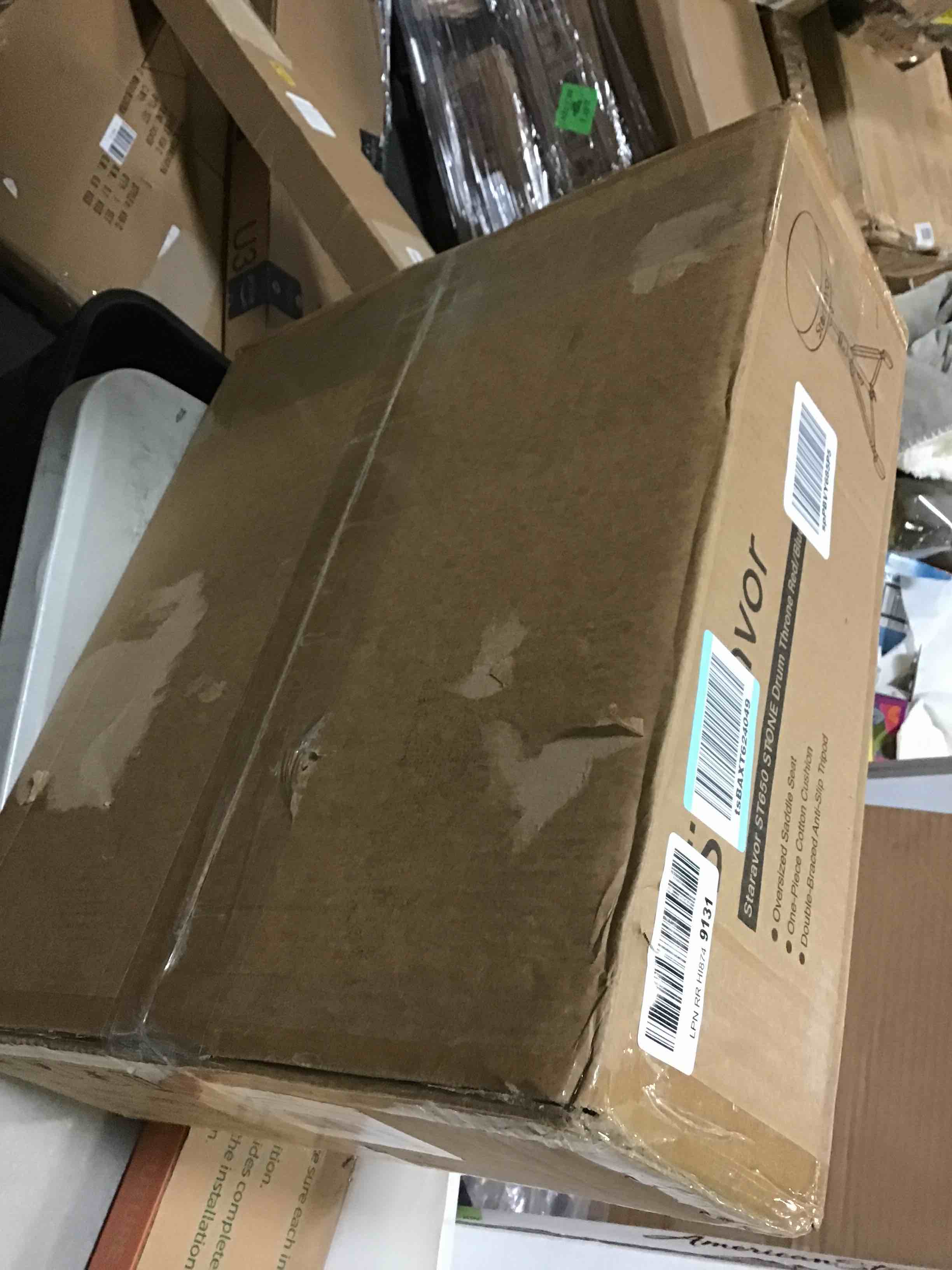 https://s3.amazonaws.com/lotting-images-prod/bidfta/RED5556568_1701096783367.jpeg