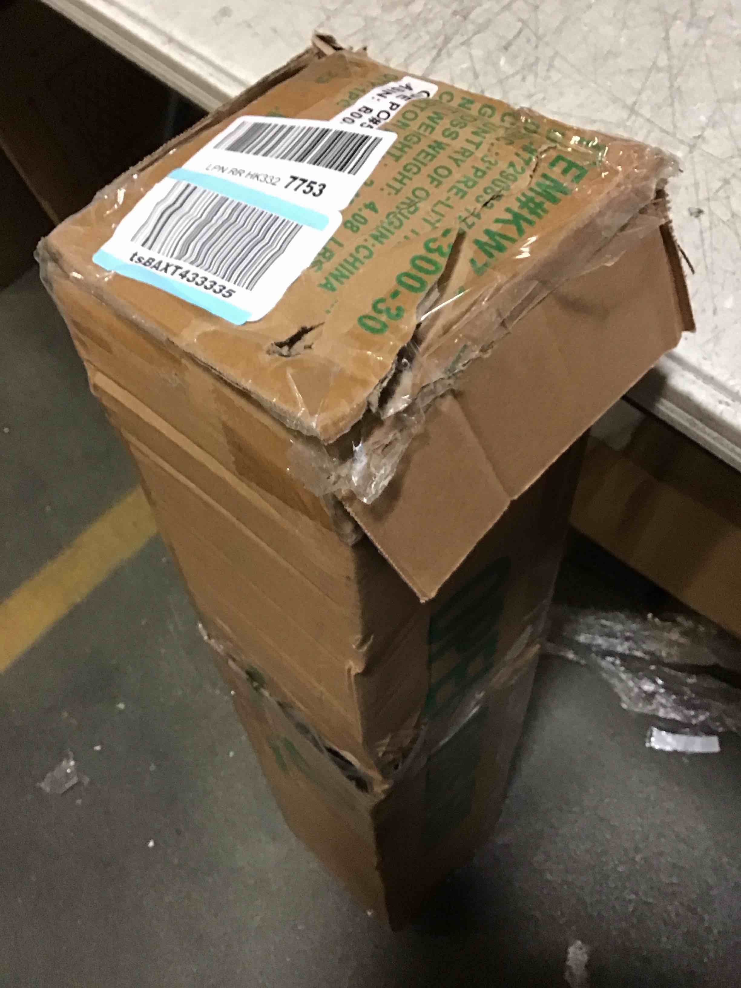 https://s3.amazonaws.com/lotting-images-prod/bidfta/RED5556883_1701203306207.jpeg