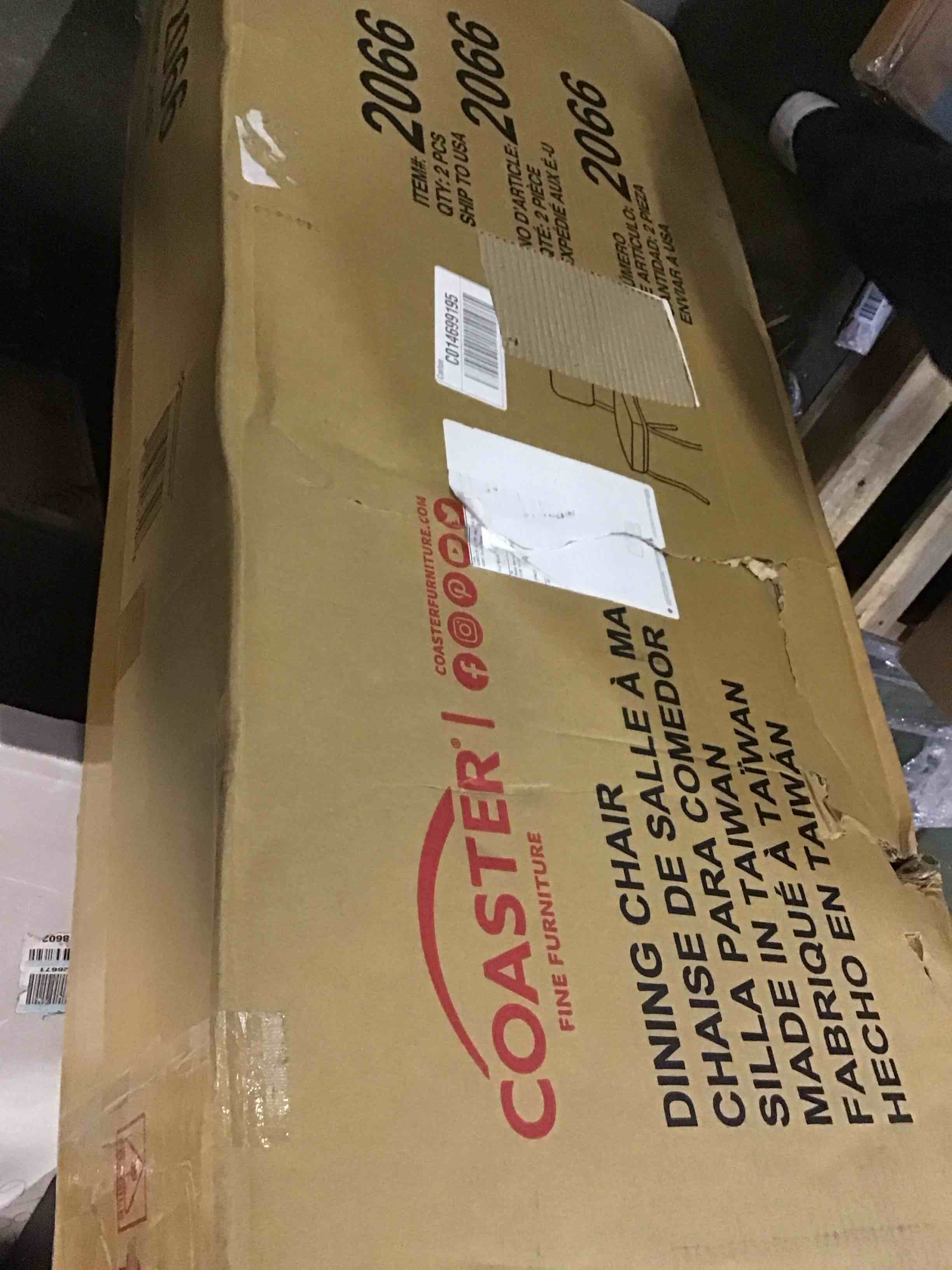 https://s3.amazonaws.com/lotting-images-prod/bidfta/RED5557889_1701808435981.jpeg