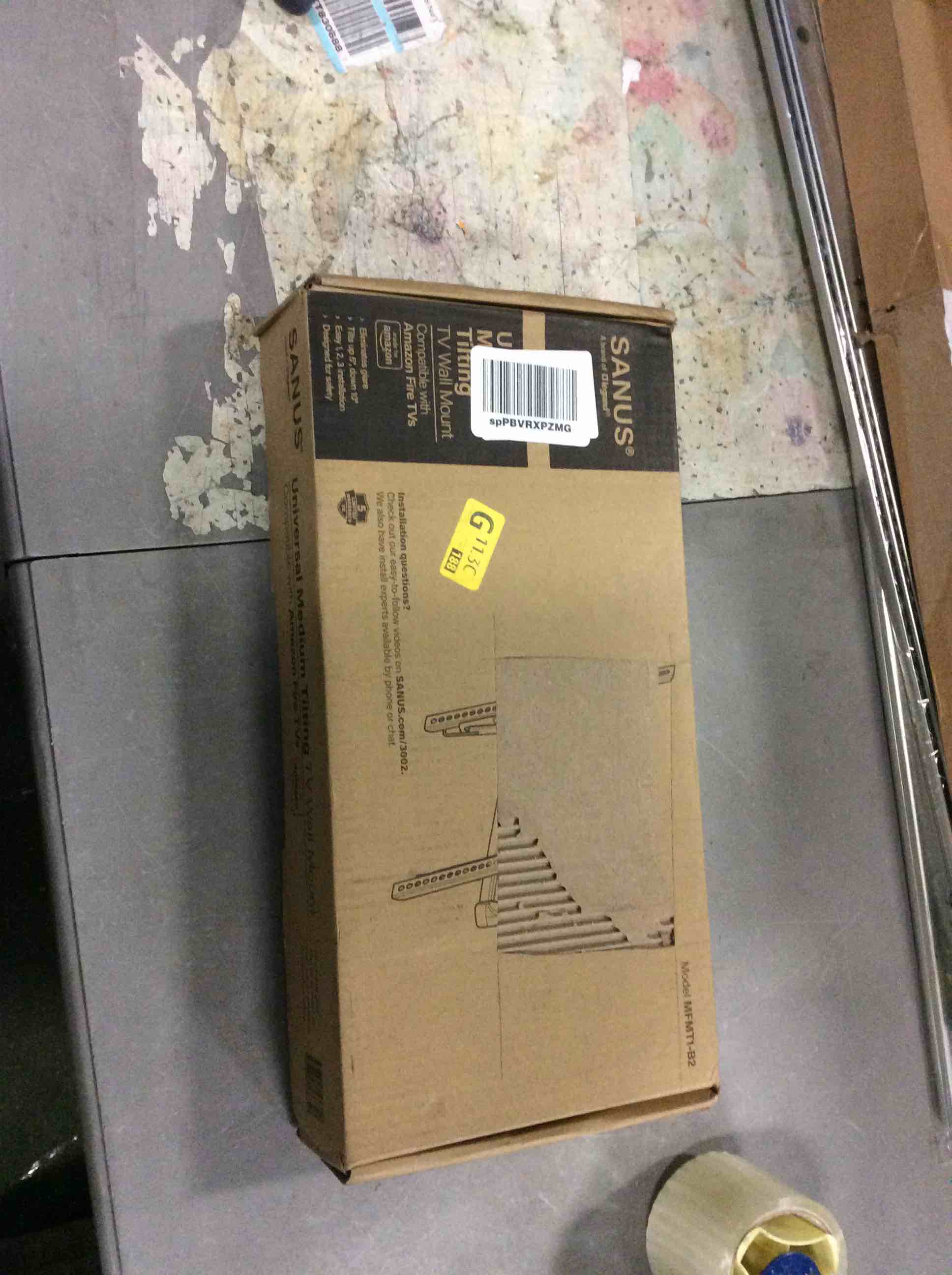 https://s3.amazonaws.com/lotting-images-prod/bidfta/RED5558793_1701782384424.jpeg