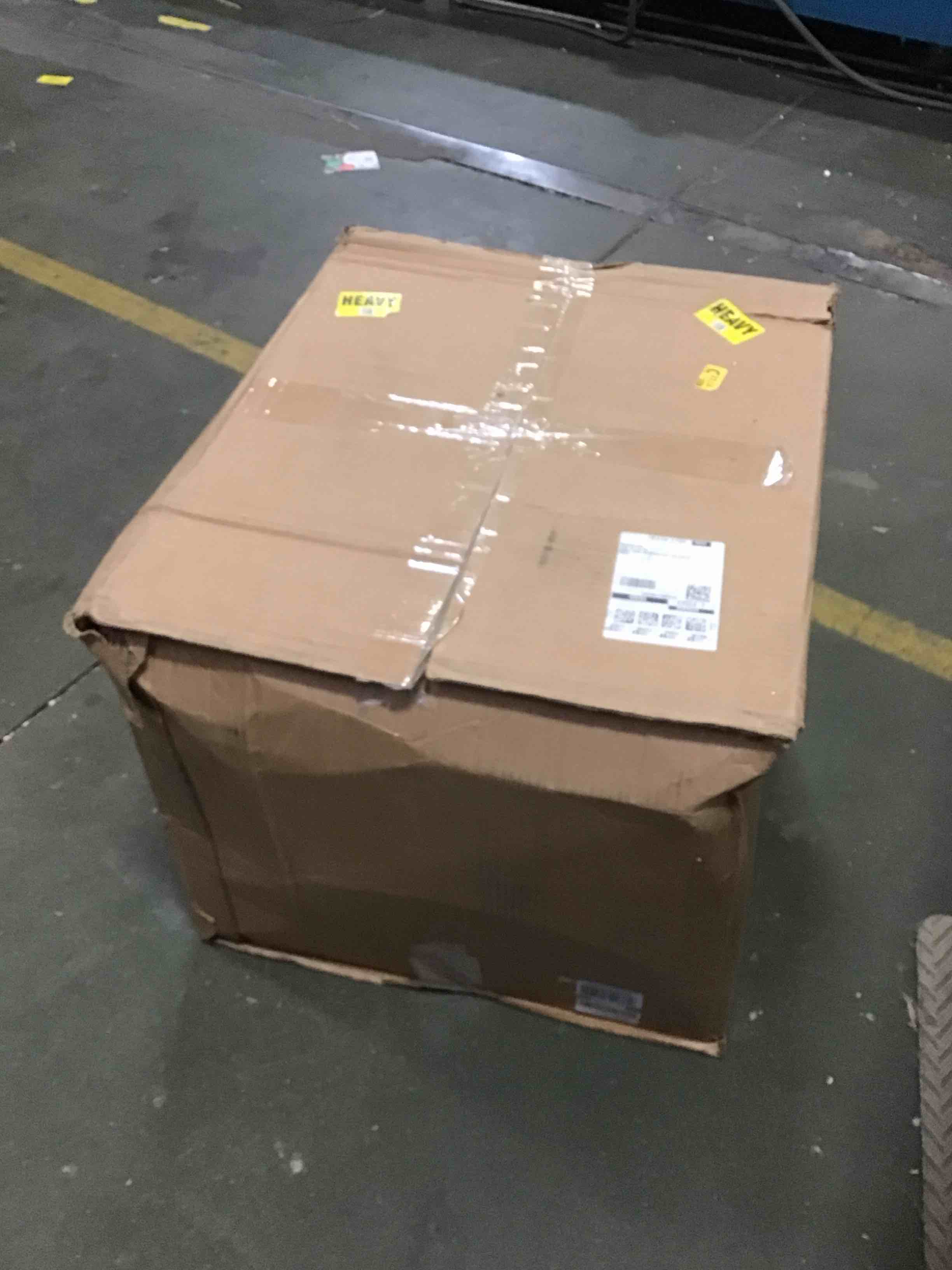 https://s3.amazonaws.com/lotting-images-prod/bidfta/RED5559172_1701894813777.jpeg