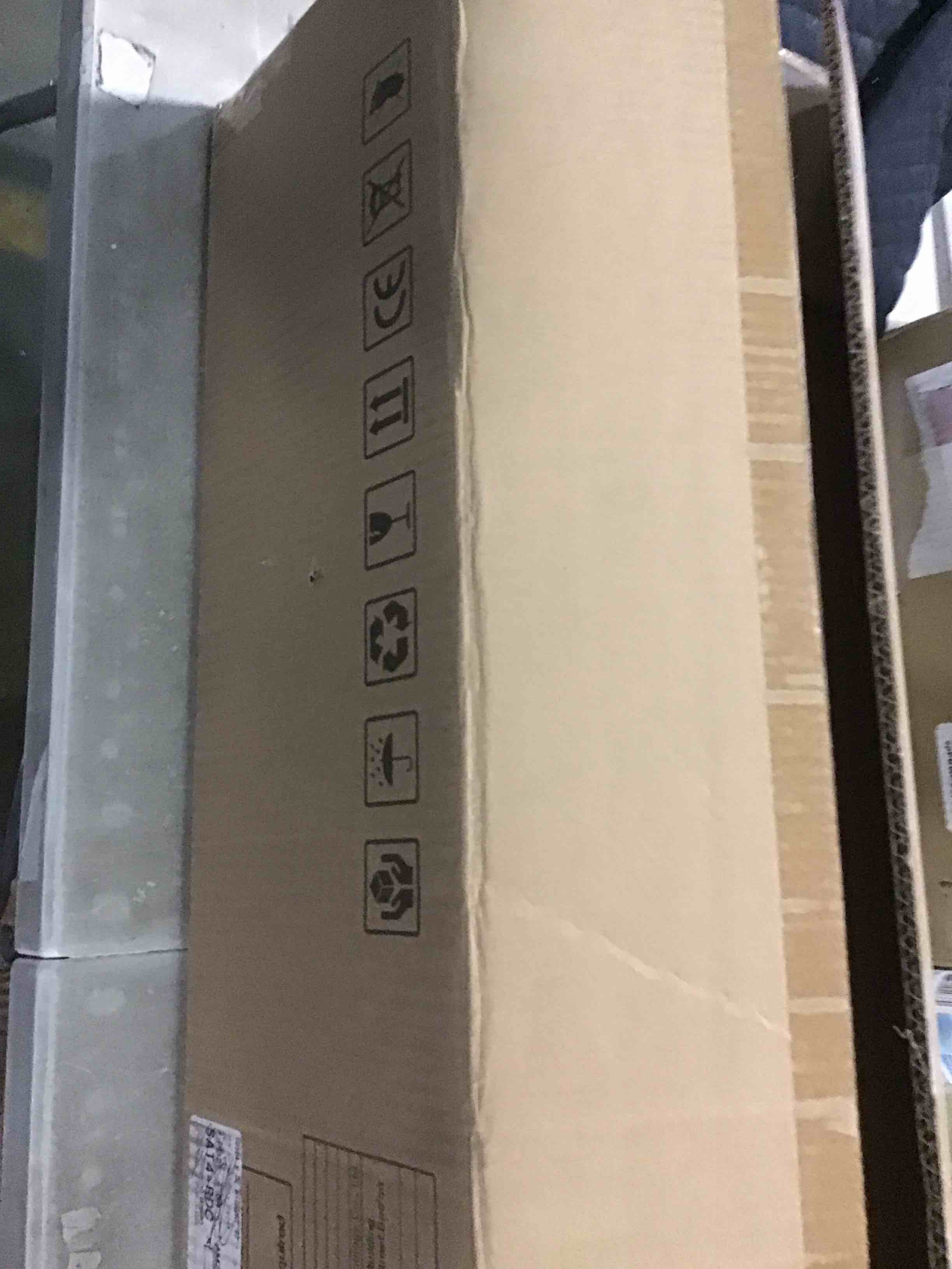 https://s3.amazonaws.com/lotting-images-prod/bidfta/RED5560062_1701444962666.jpeg