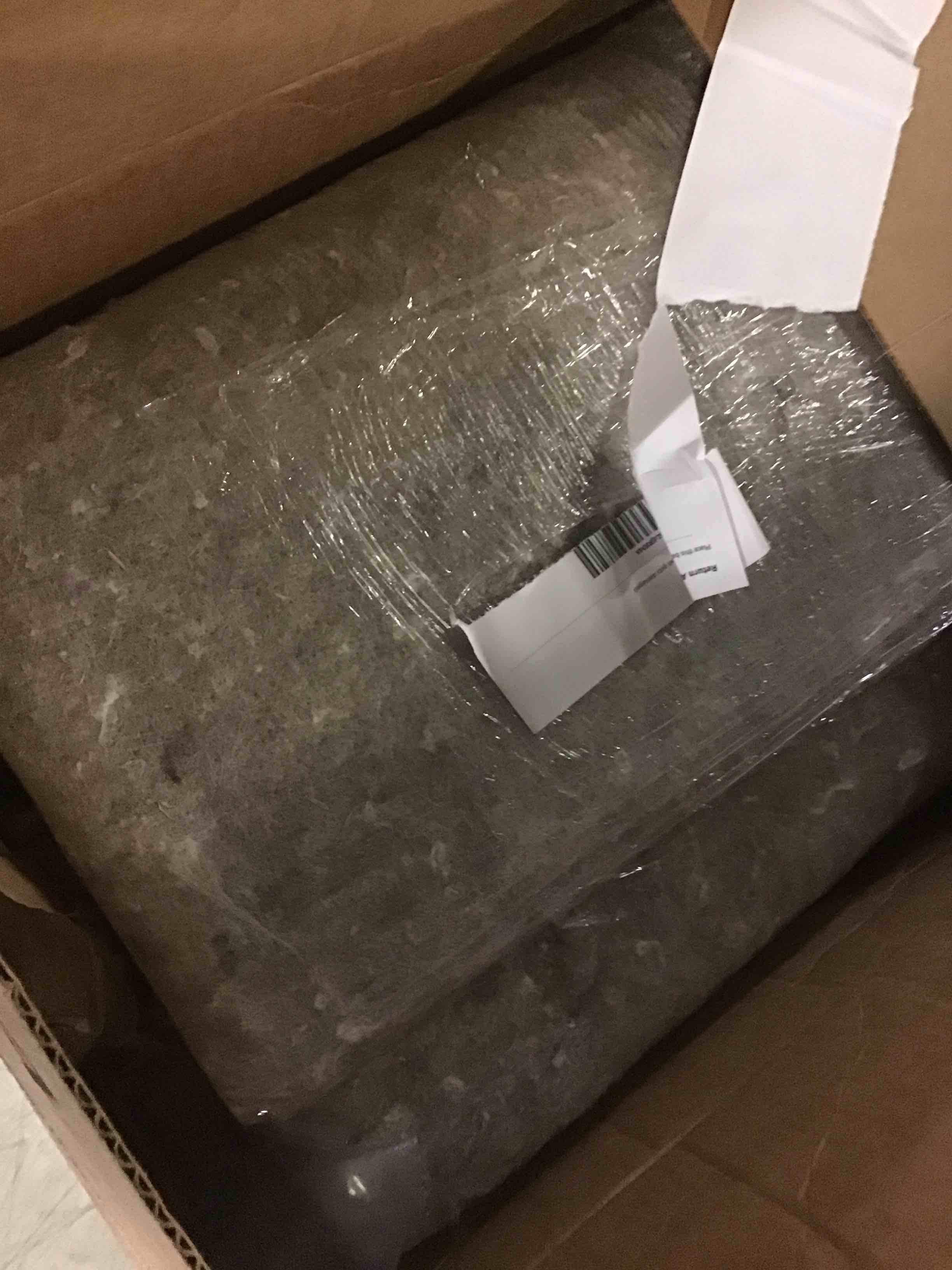 https://s3.amazonaws.com/lotting-images-prod/bidfta/RED5560461_1701790602836.jpeg