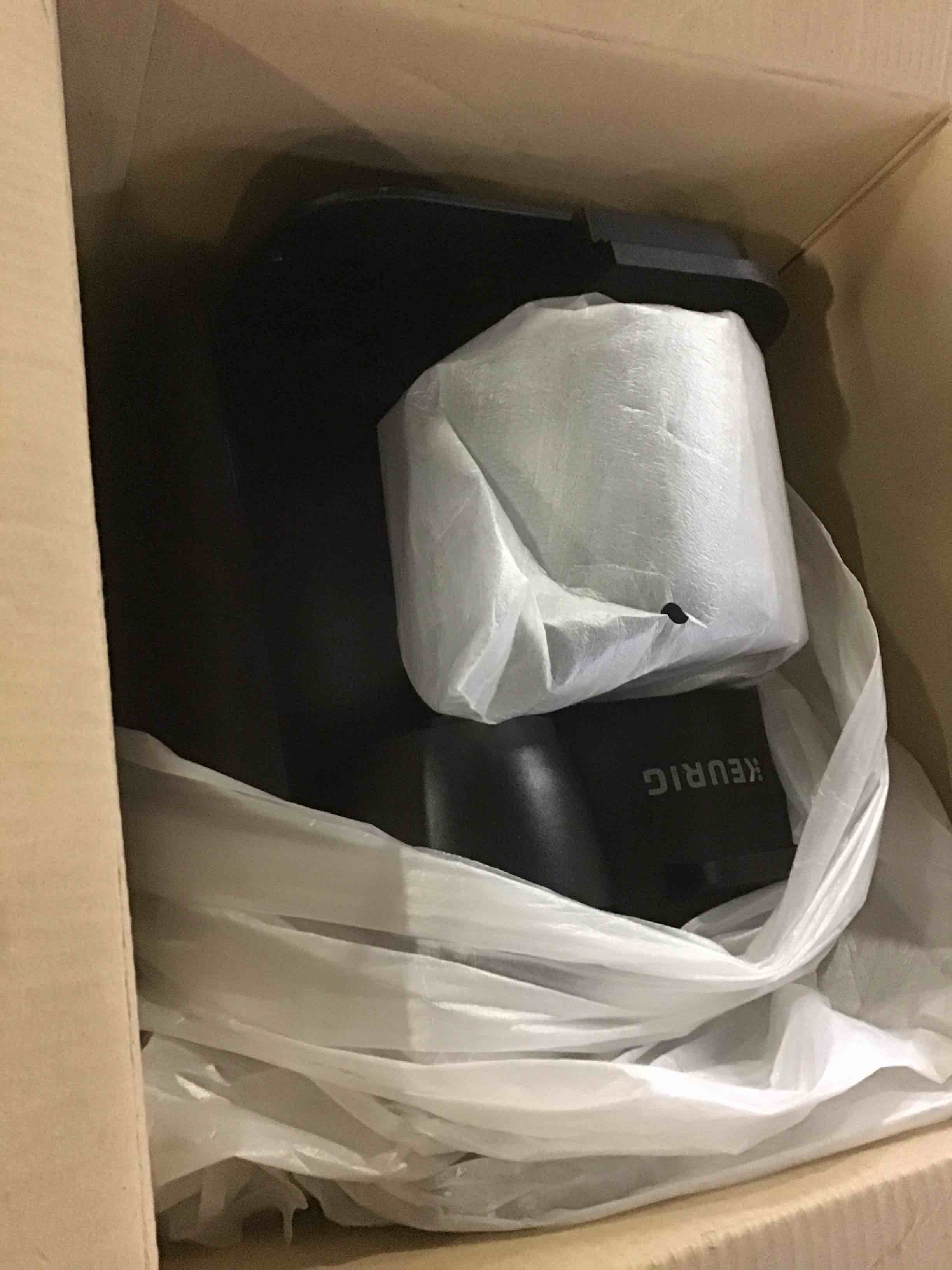 https://s3.amazonaws.com/lotting-images-prod/bidfta/RED5560634_1701870856218.jpeg