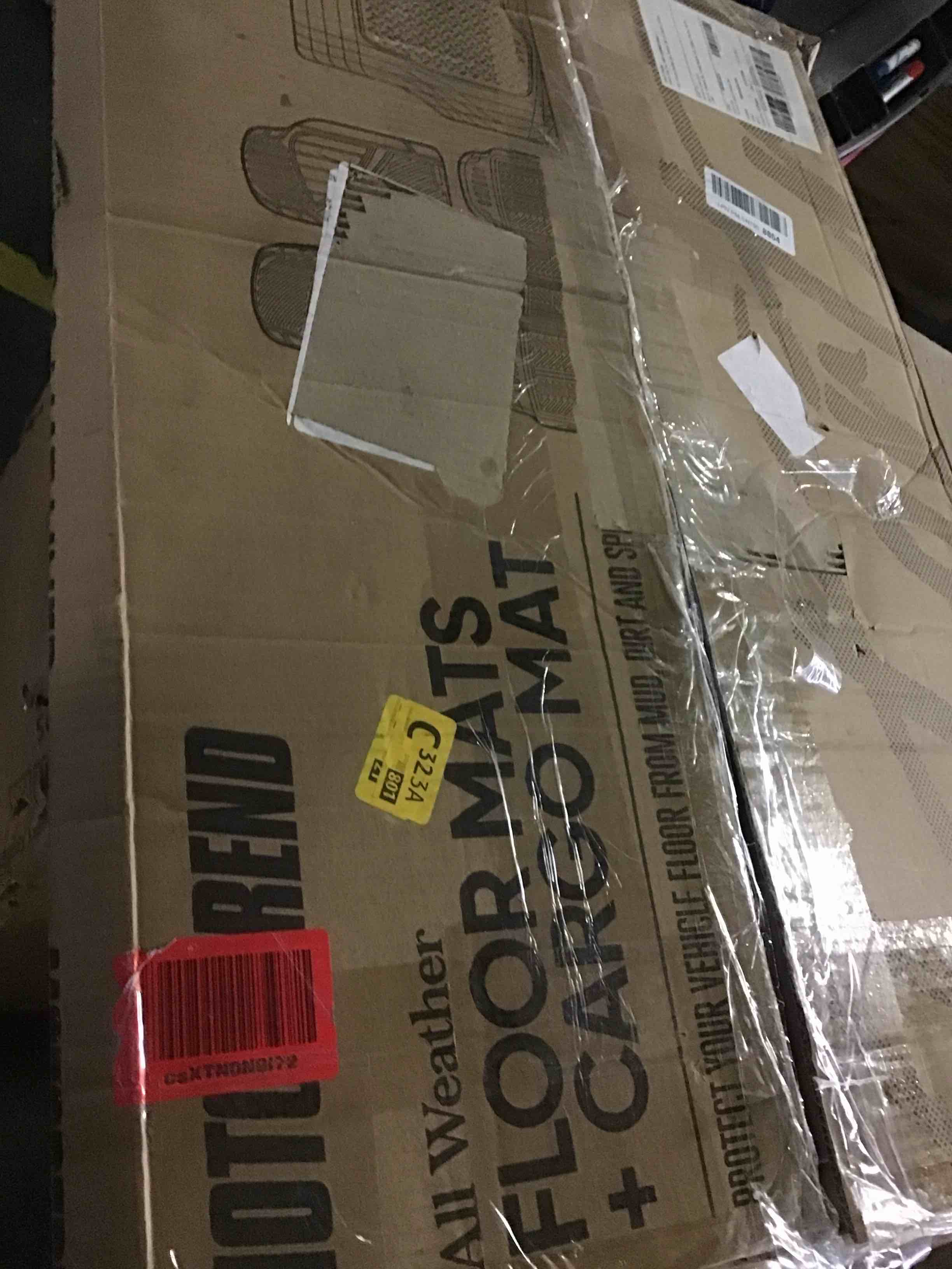 https://s3.amazonaws.com/lotting-images-prod/bidfta/RED5560771_1701892191703.jpeg