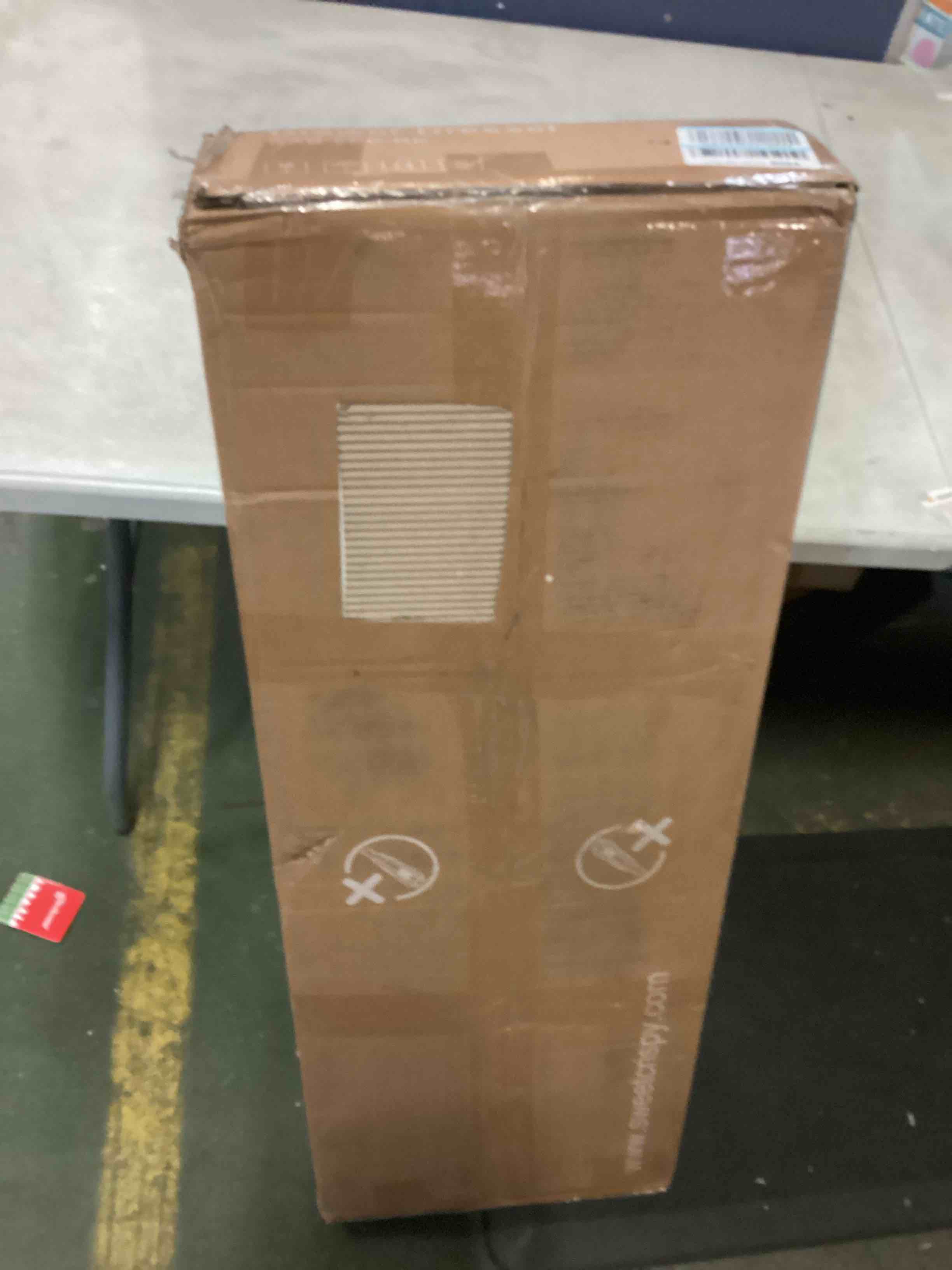 https://s3.amazonaws.com/lotting-images-prod/bidfta/RED5560997_1701789511034.jpeg