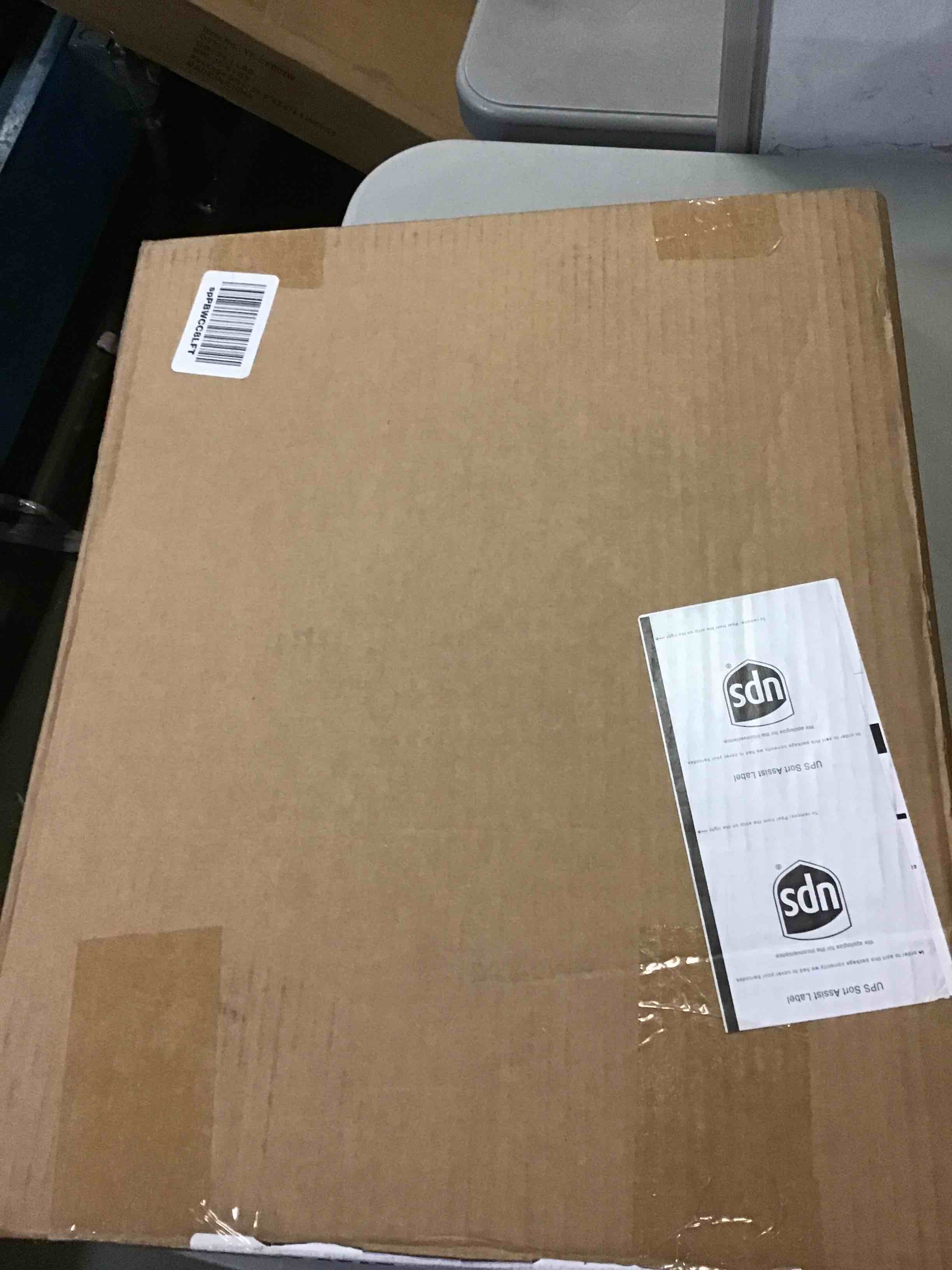 Assortment of Round Bowl Seats, fits all round toilets, different styles and different sizes, from different brands,