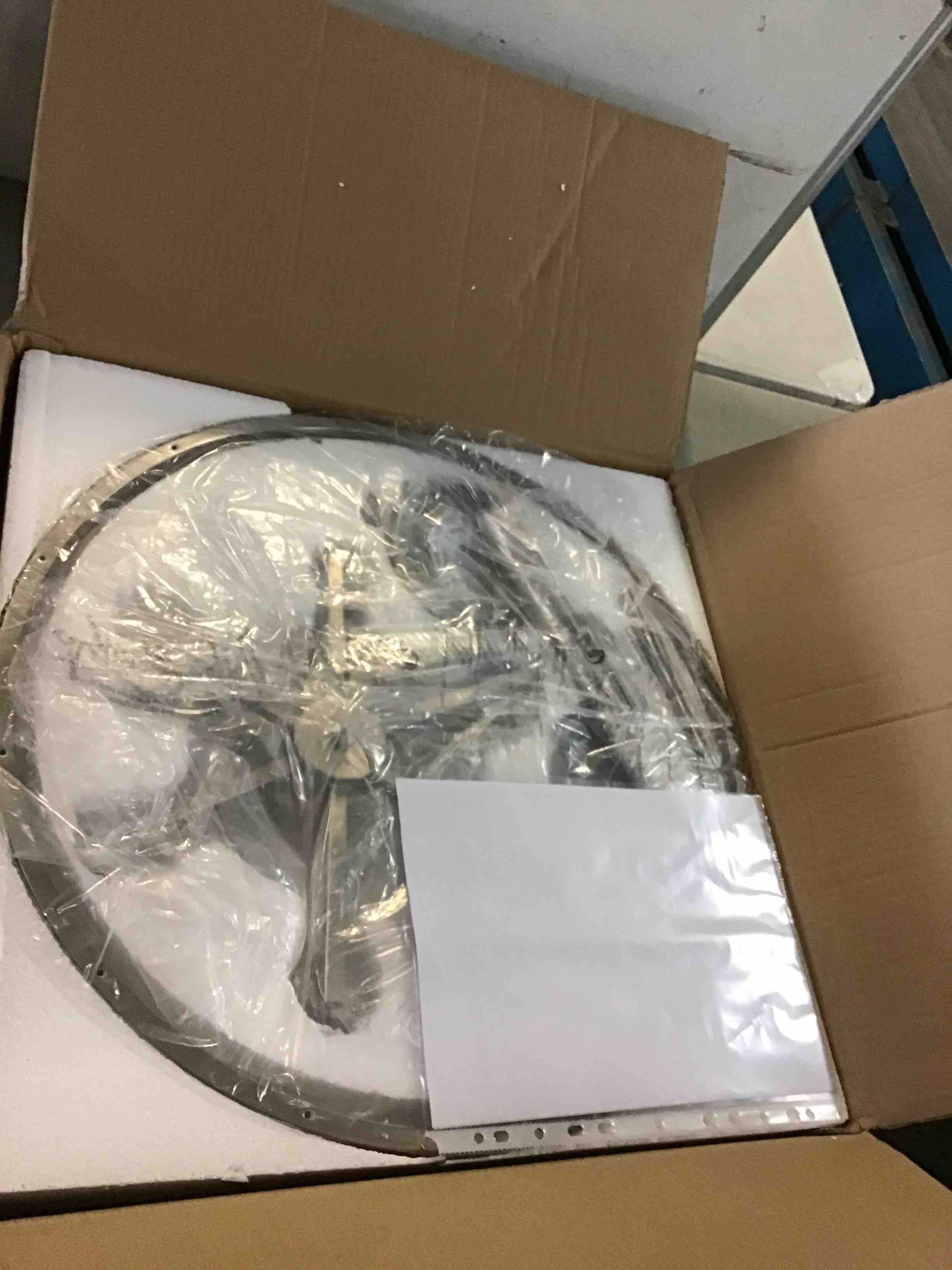 https://s3.amazonaws.com/lotting-images-prod/bidfta/RED5562032_1702398860804.jpeg