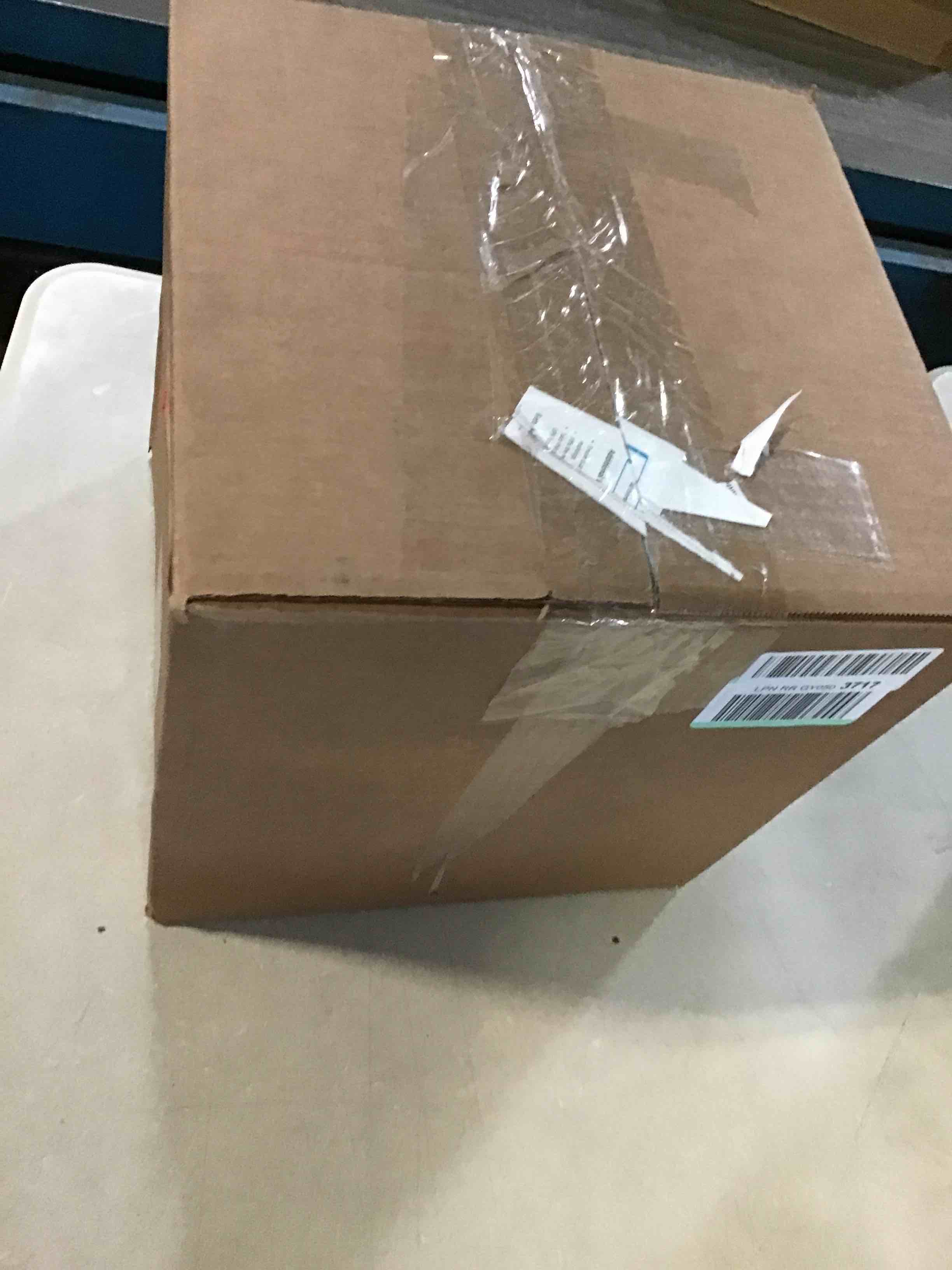 https://s3.amazonaws.com/lotting-images-prod/bidfta/RED5562304_1702499619681.jpeg