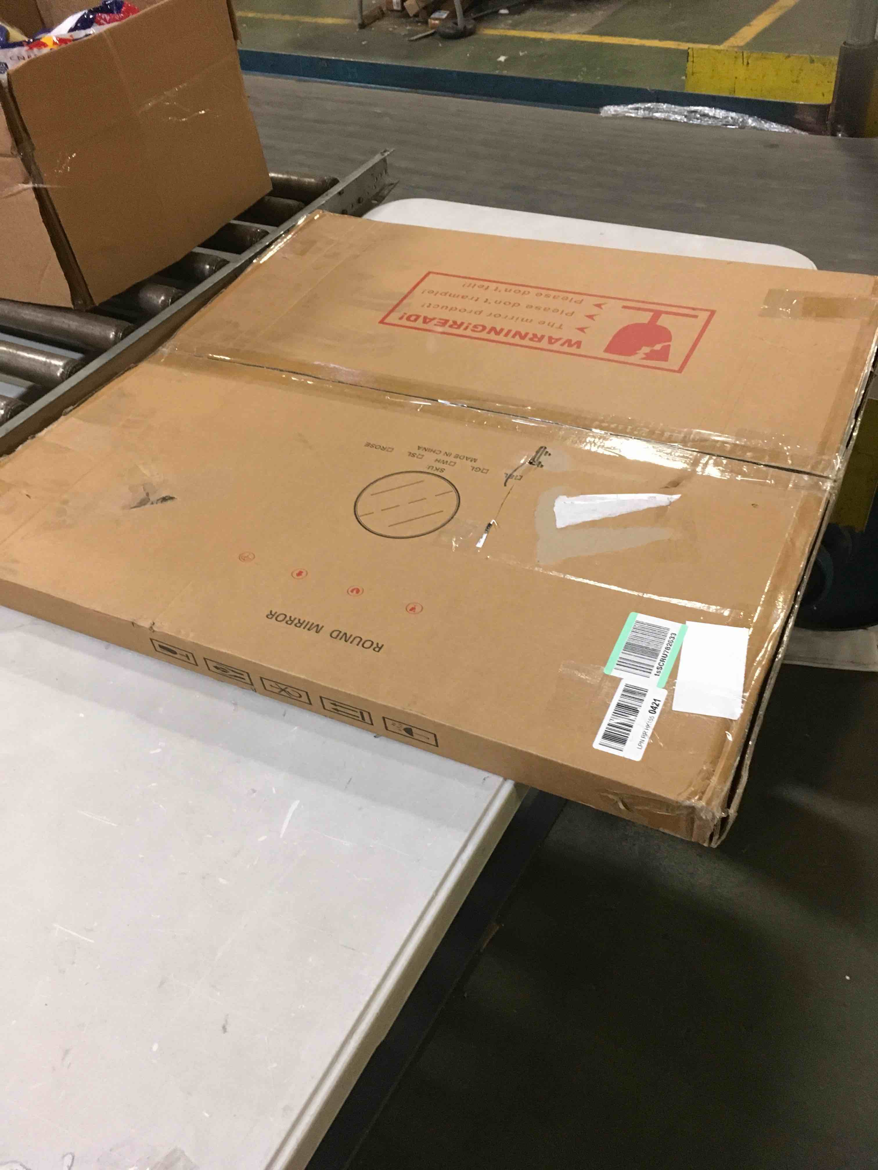 https://s3.amazonaws.com/lotting-images-prod/bidfta/RED5562854_1701436788926.jpeg