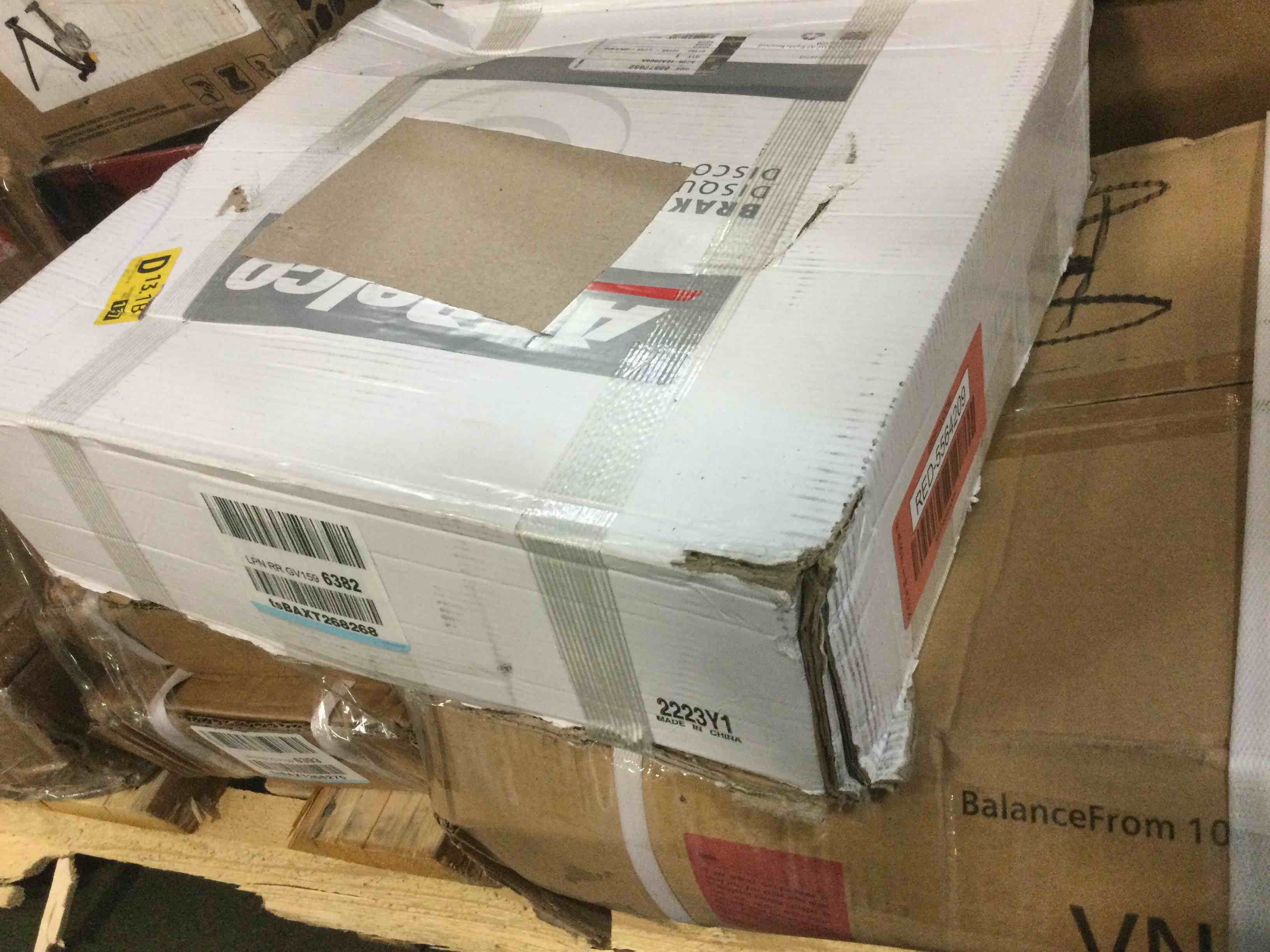 https://s3.amazonaws.com/lotting-images-prod/bidfta/RED5564209_1698239758184.jpeg