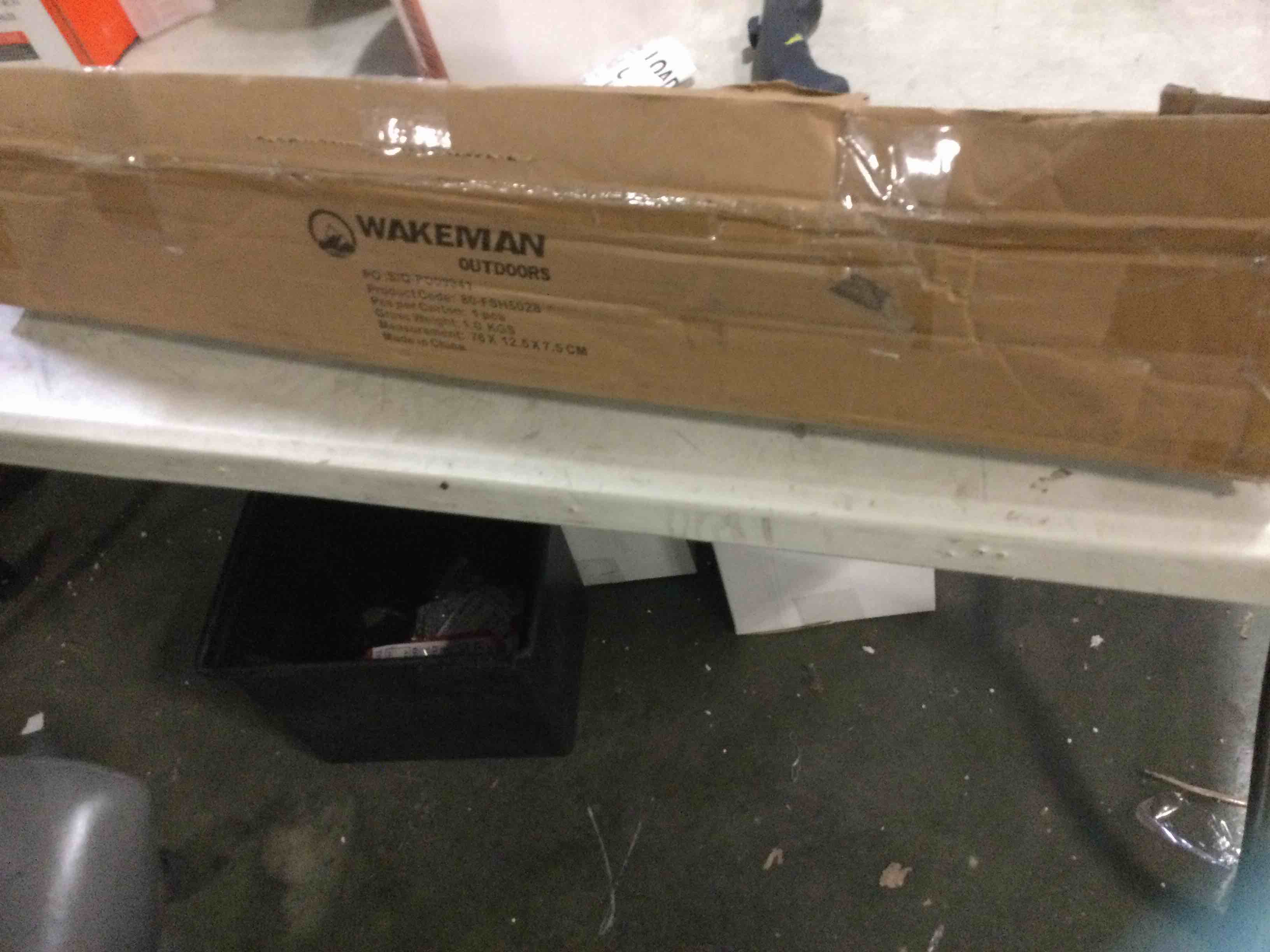 https://s3.amazonaws.com/lotting-images-prod/bidfta/RED5564518_1698348656793.jpeg