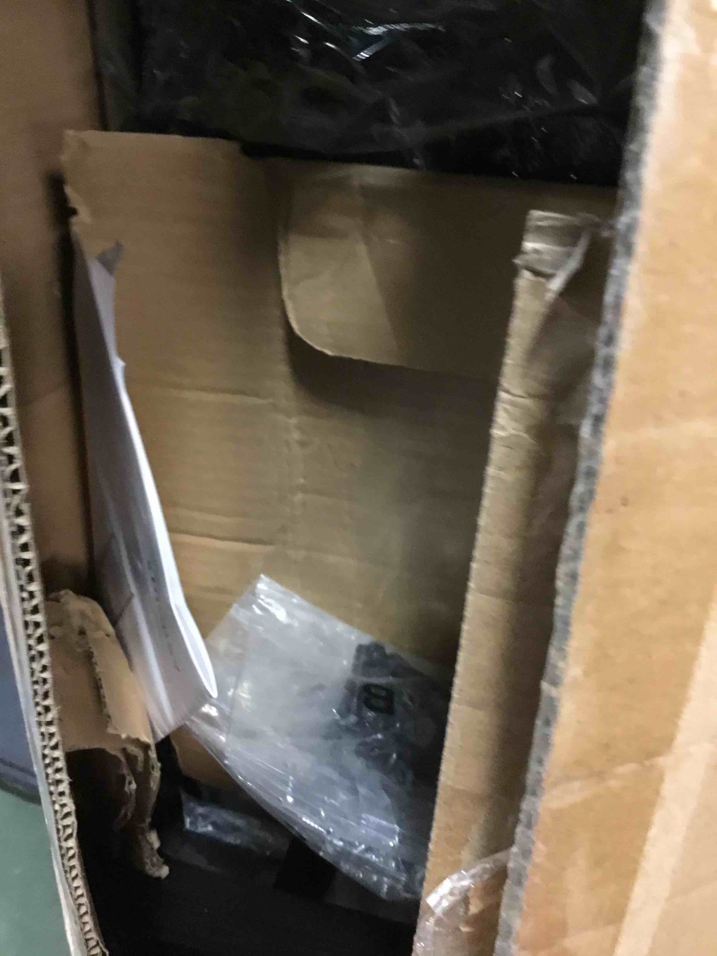 https://s3.amazonaws.com/lotting-images-prod/bidfta/RED5564639_1698419290566.jpeg