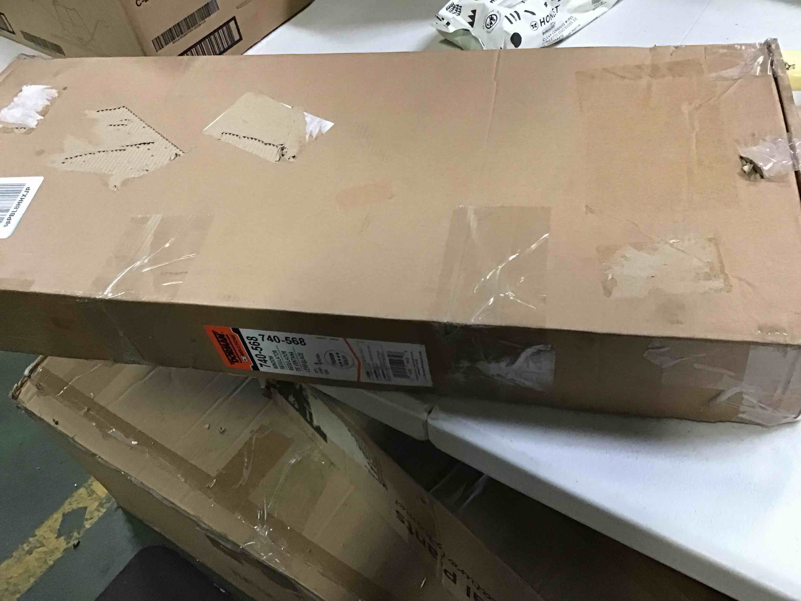 https://s3.amazonaws.com/lotting-images-prod/bidfta/RED5565008_1698774367307.jpeg