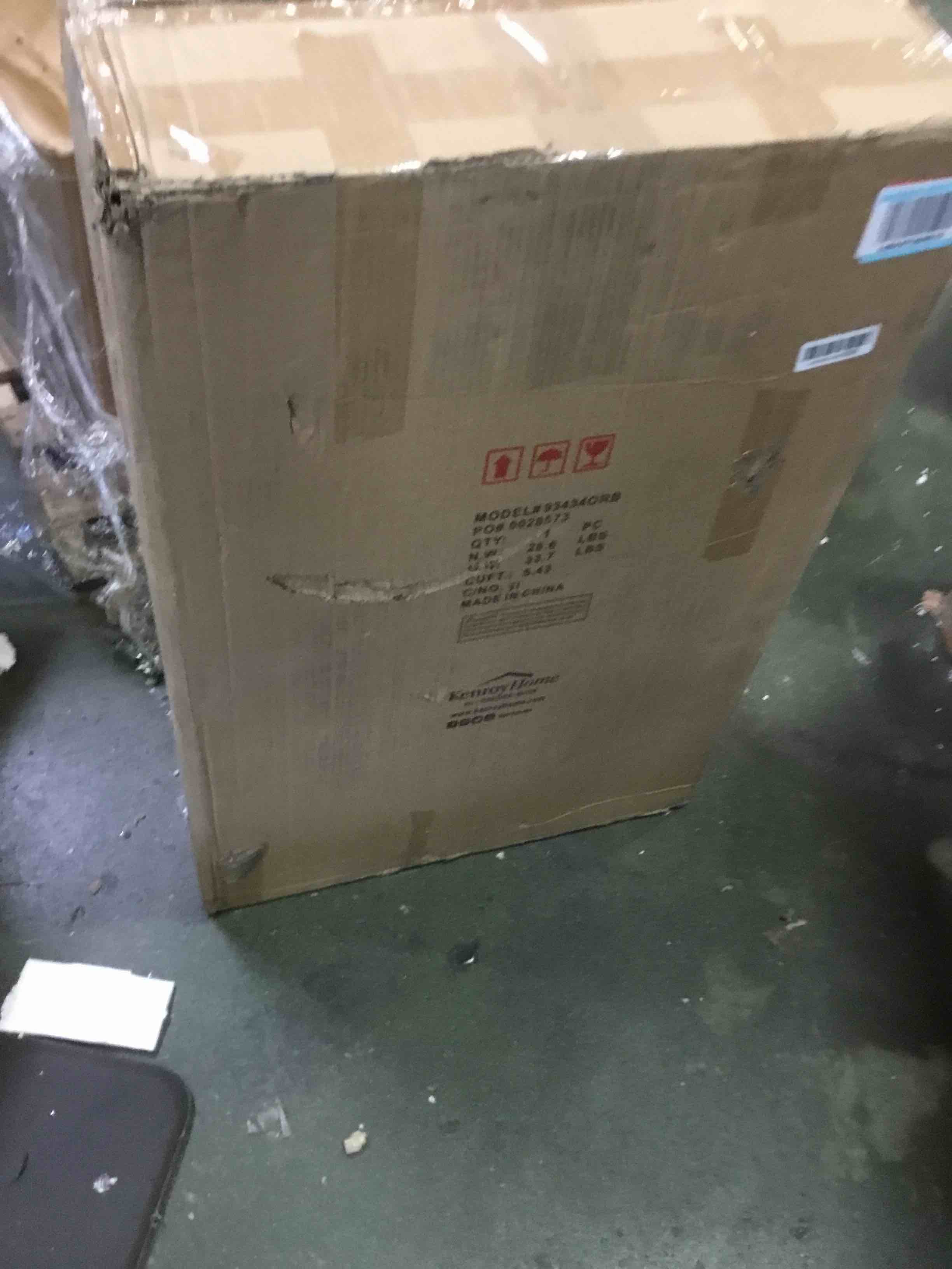 https://s3.amazonaws.com/lotting-images-prod/bidfta/RED5565102_1698852531158.jpeg