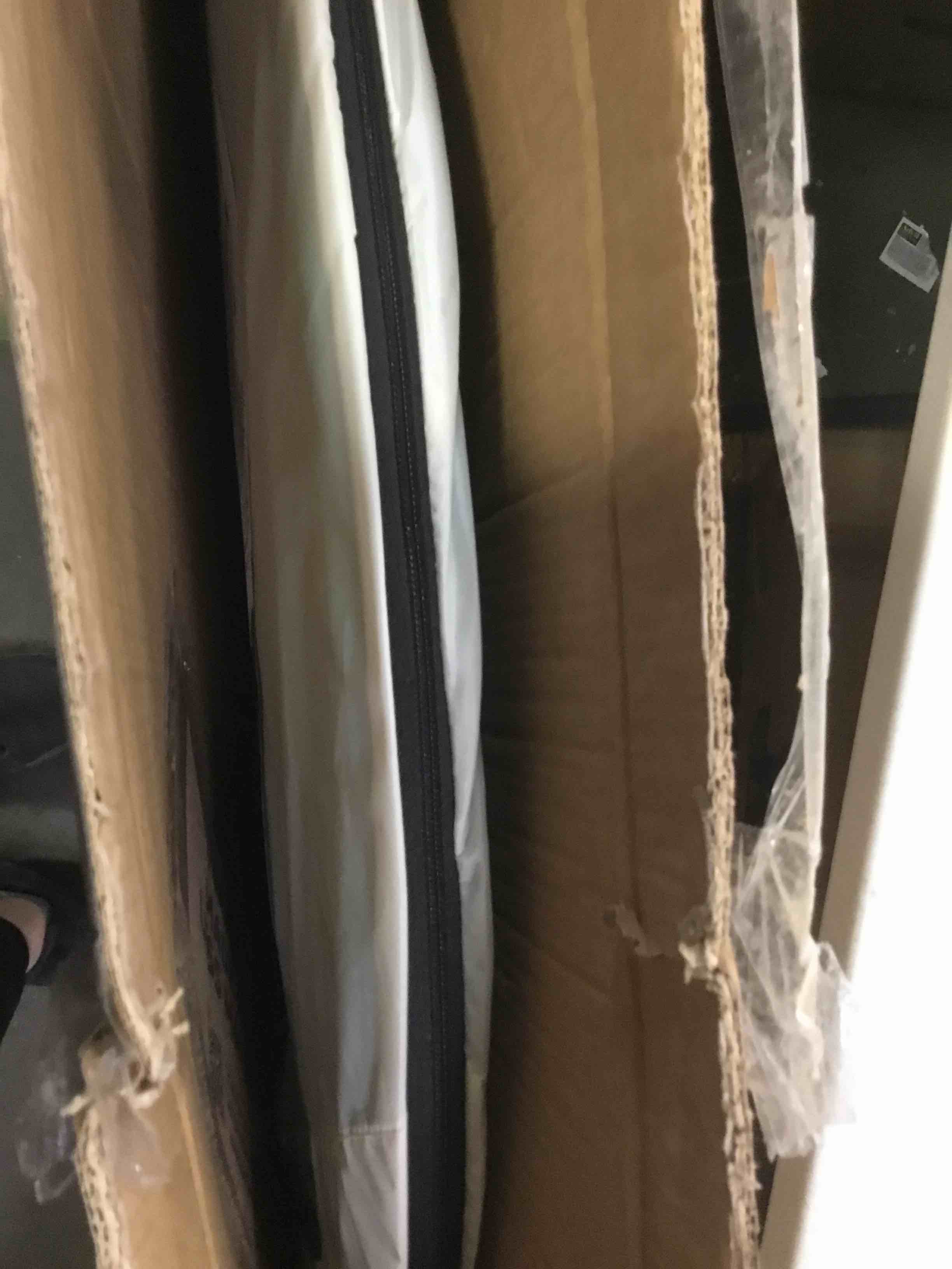https://s3.amazonaws.com/lotting-images-prod/bidfta/RED5565150_1698862998128.jpeg
