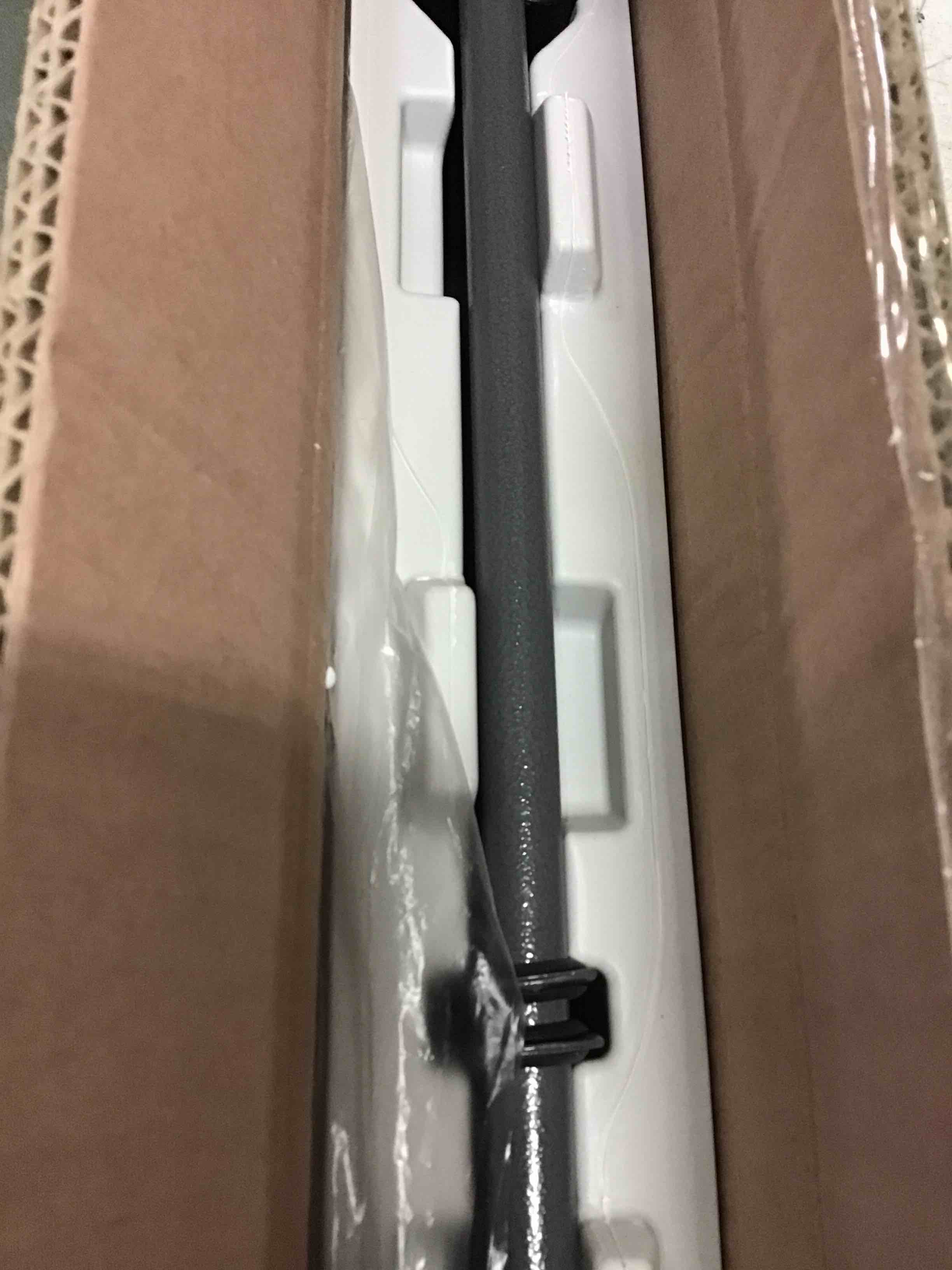 https://s3.amazonaws.com/lotting-images-prod/bidfta/RED5566138_1698414021699.jpeg