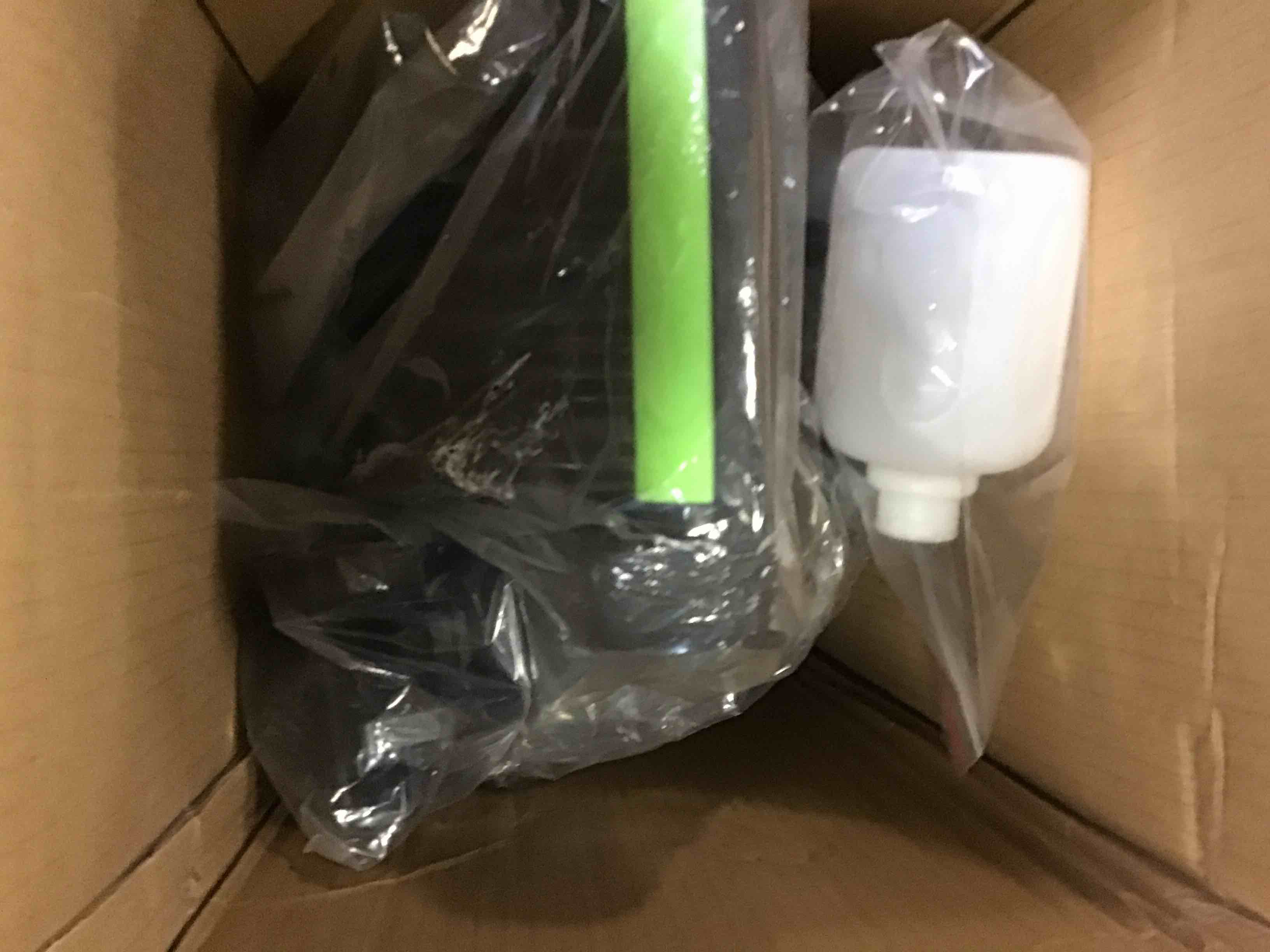 https://s3.amazonaws.com/lotting-images-prod/bidfta/RED5566215_1698430901393.jpeg