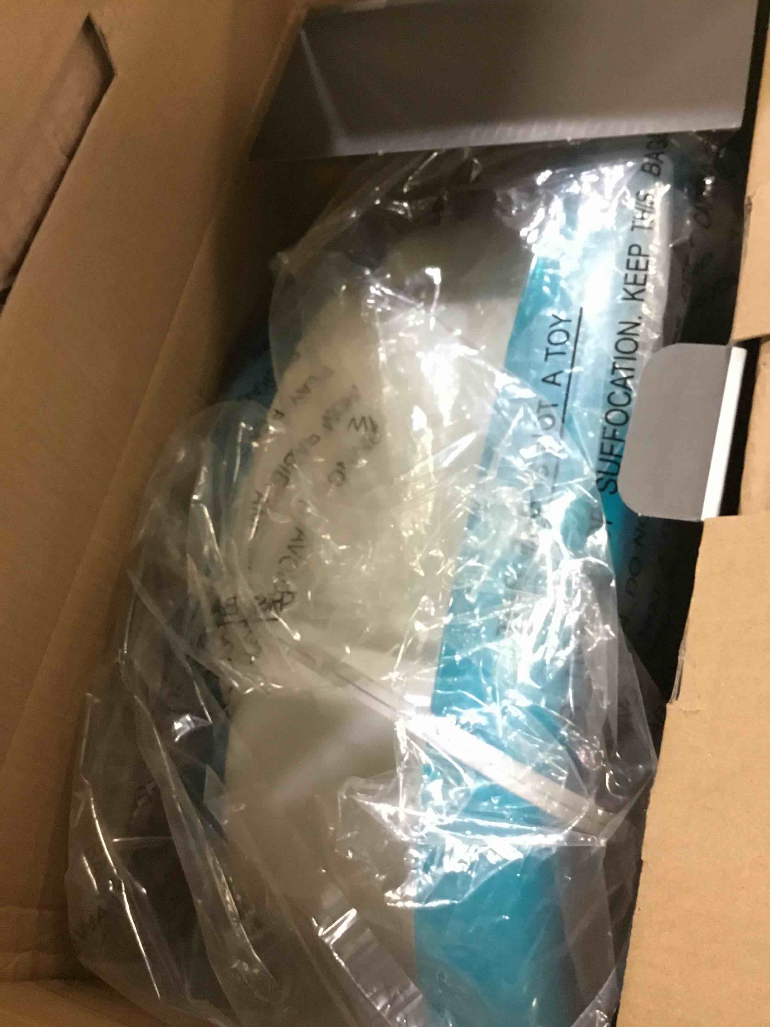 https://s3.amazonaws.com/lotting-images-prod/bidfta/RED5567532_1698435957430.jpeg
