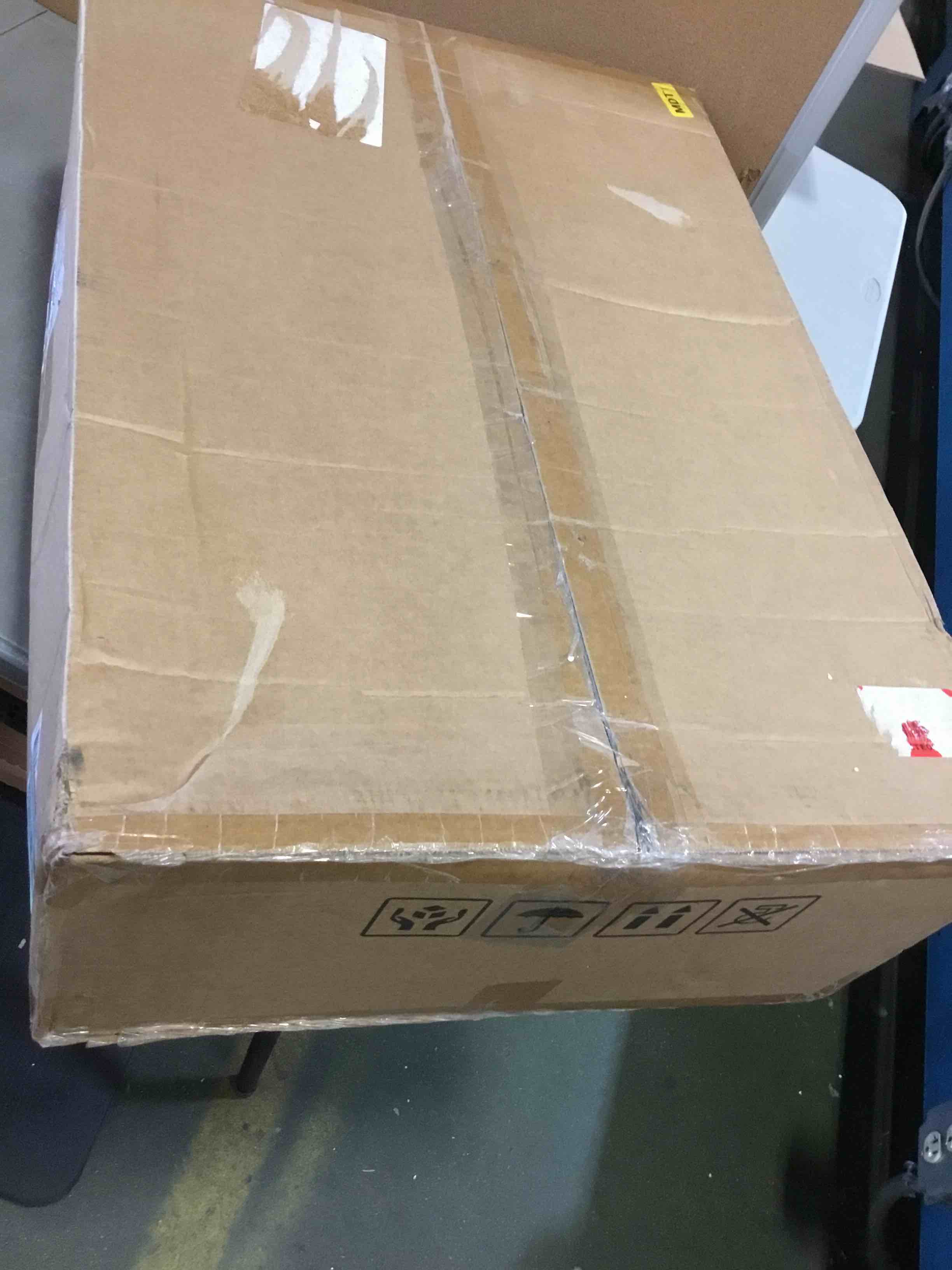 https://s3.amazonaws.com/lotting-images-prod/bidfta/RED5567720_1698759371144.jpeg