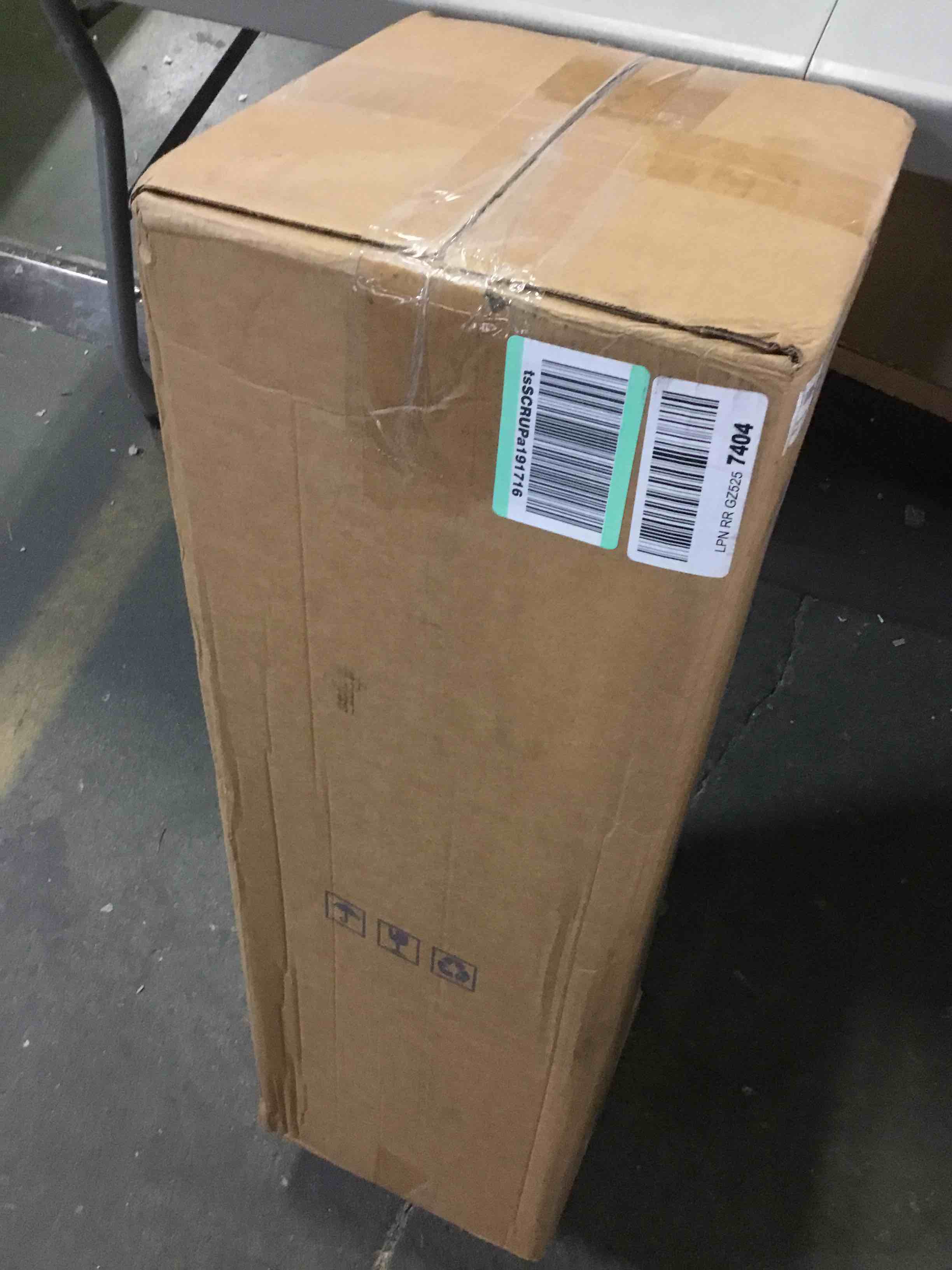 https://s3.amazonaws.com/lotting-images-prod/bidfta/RED5568023_1698867932236.jpeg