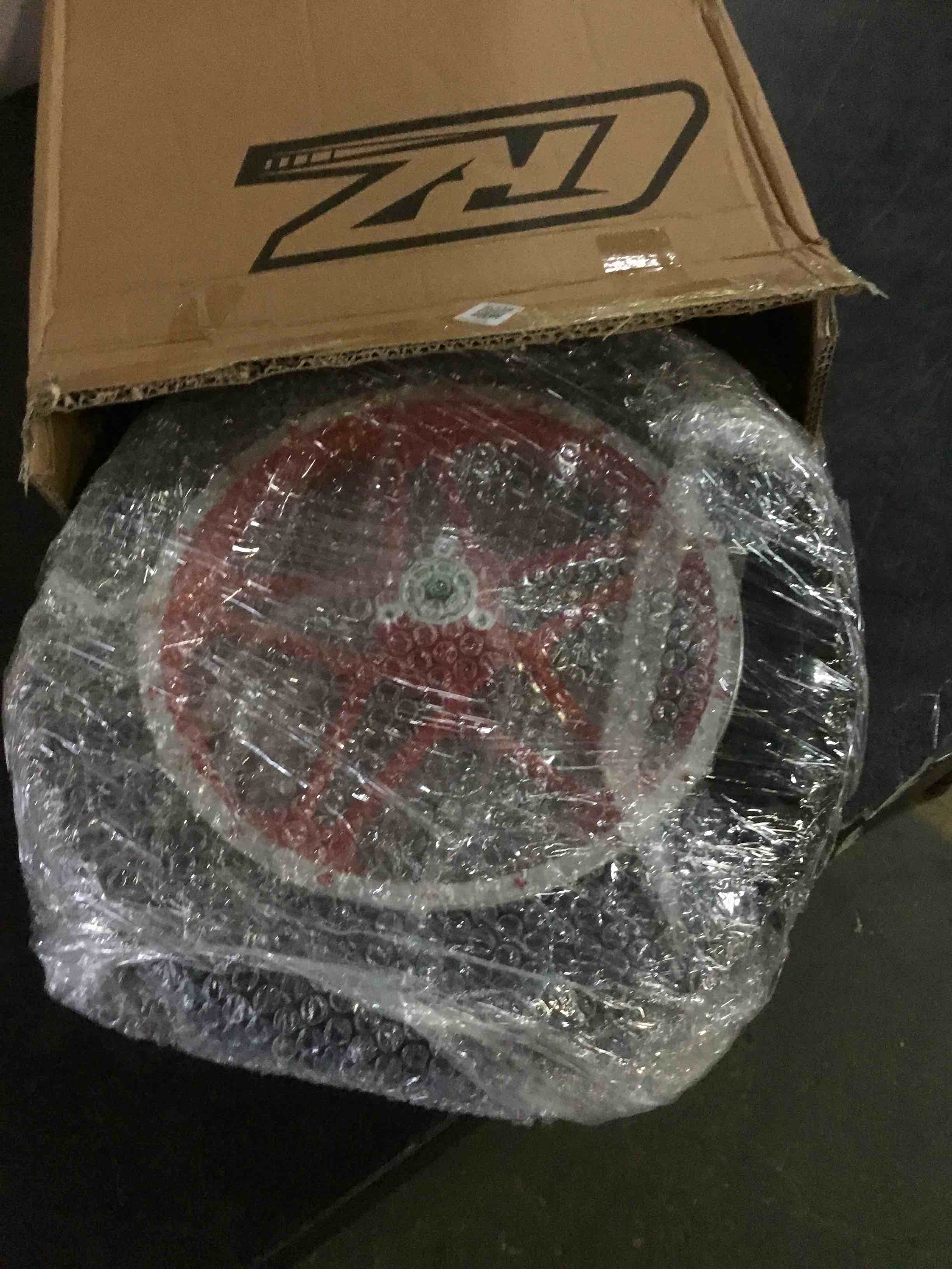 https://s3.amazonaws.com/lotting-images-prod/bidfta/RED5568096_1698935439243.jpeg