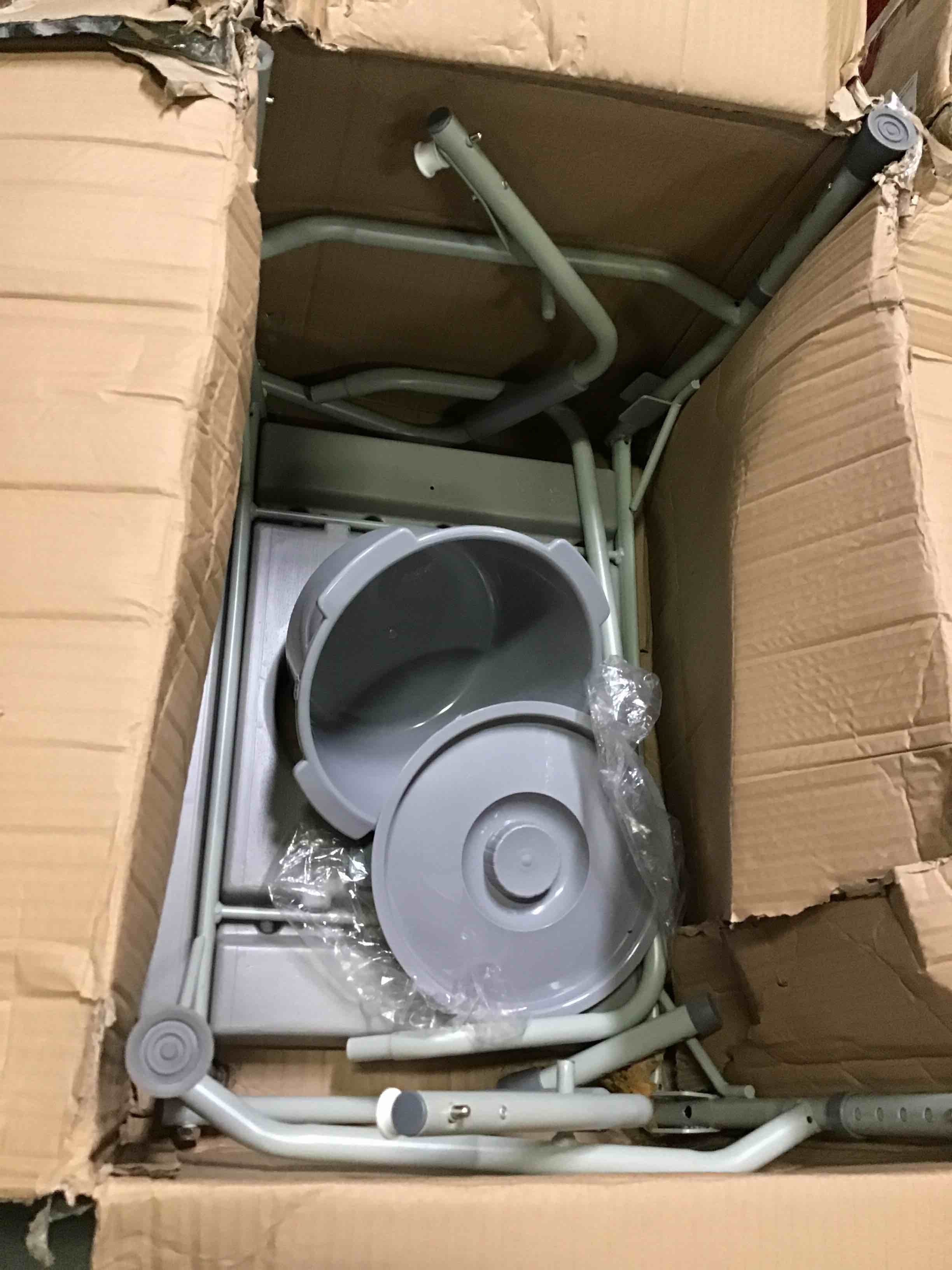 https://s3.amazonaws.com/lotting-images-prod/bidfta/RED5568685_1698170604293.jpeg