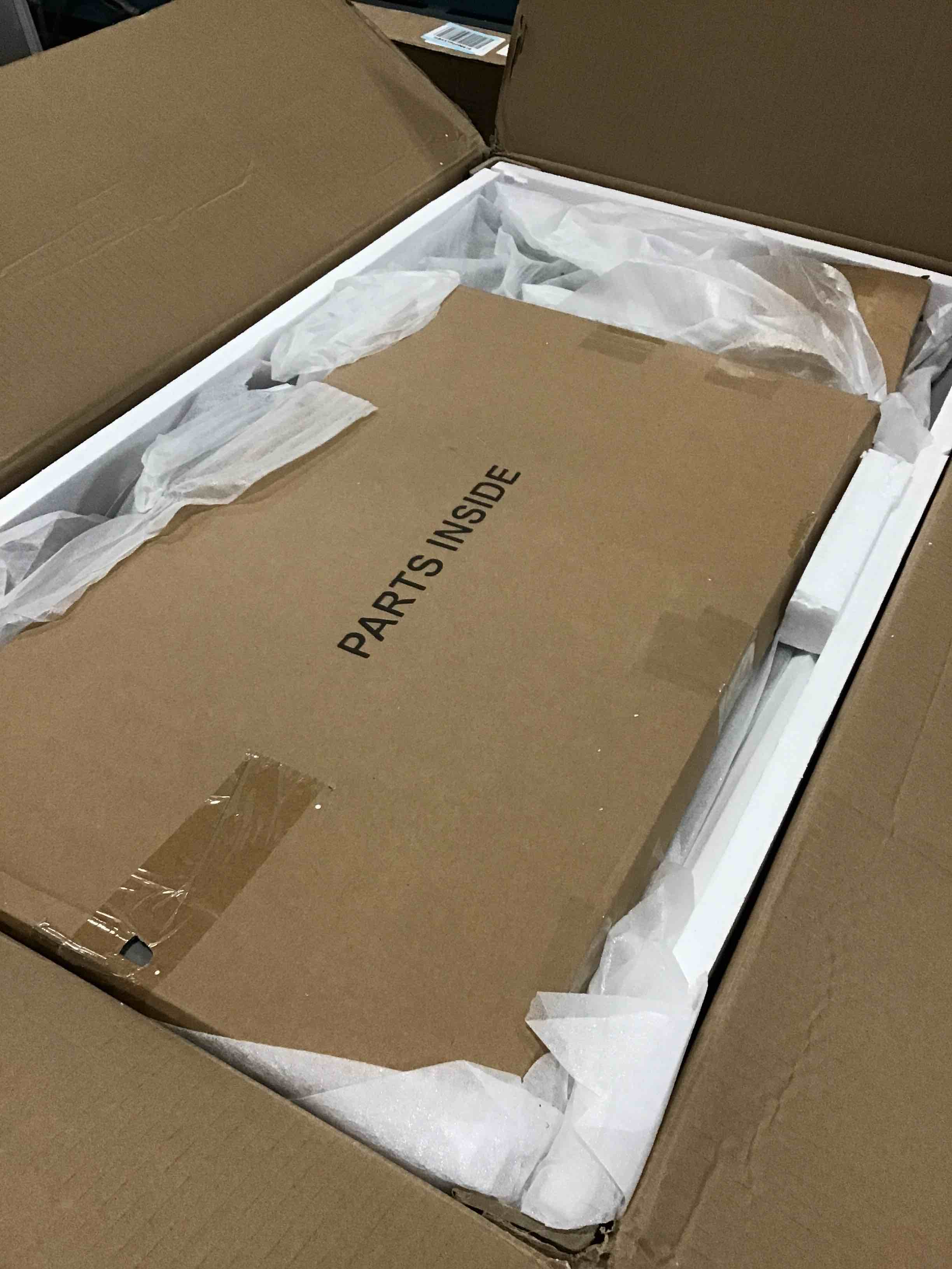 https://s3.amazonaws.com/lotting-images-prod/bidfta/RED5568743_1698237167903.jpeg