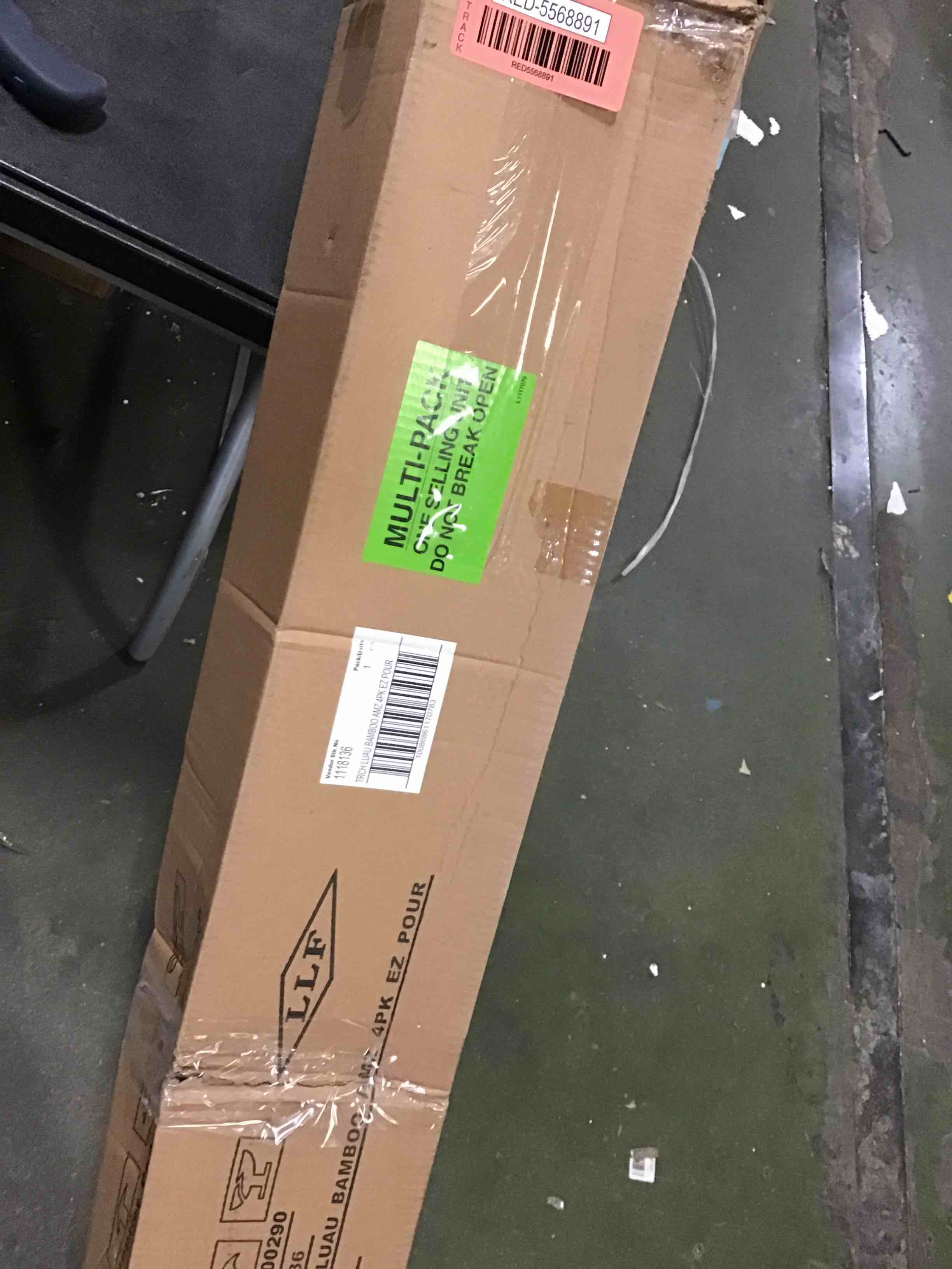 https://s3.amazonaws.com/lotting-images-prod/bidfta/RED5568891_1698261962698.jpeg