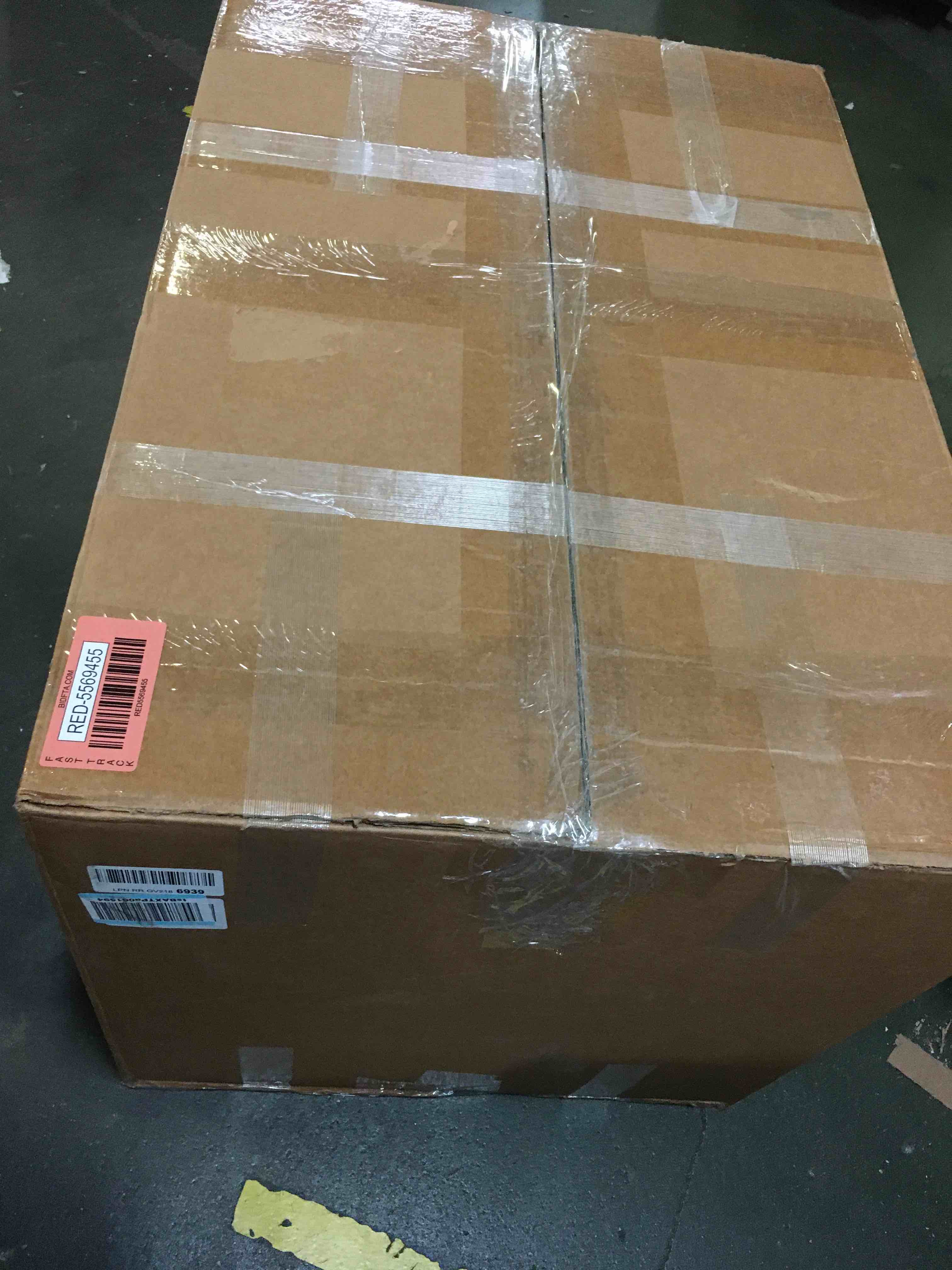 https://s3.amazonaws.com/lotting-images-prod/bidfta/RED5569455_1698777829659.jpeg