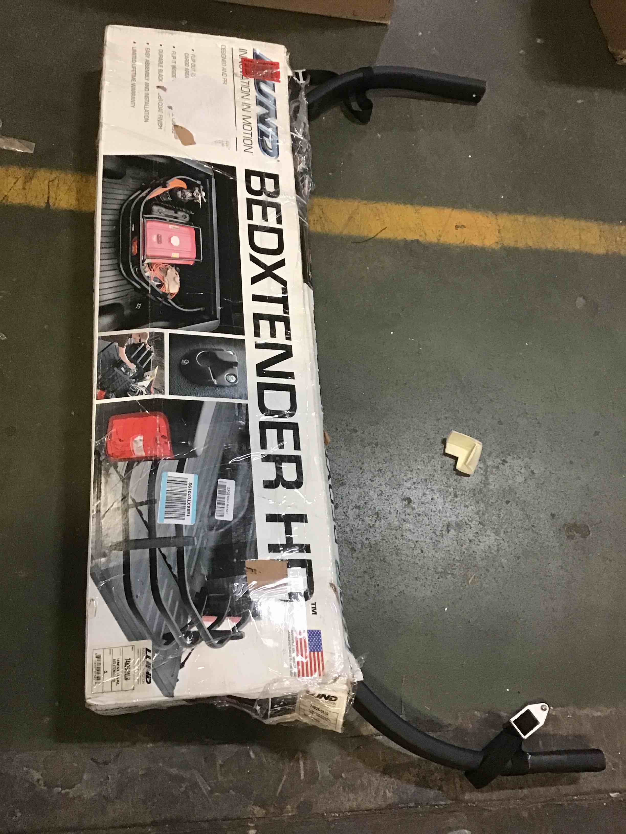 https://s3.amazonaws.com/lotting-images-prod/bidfta/RED5569619_1698863376805.jpeg