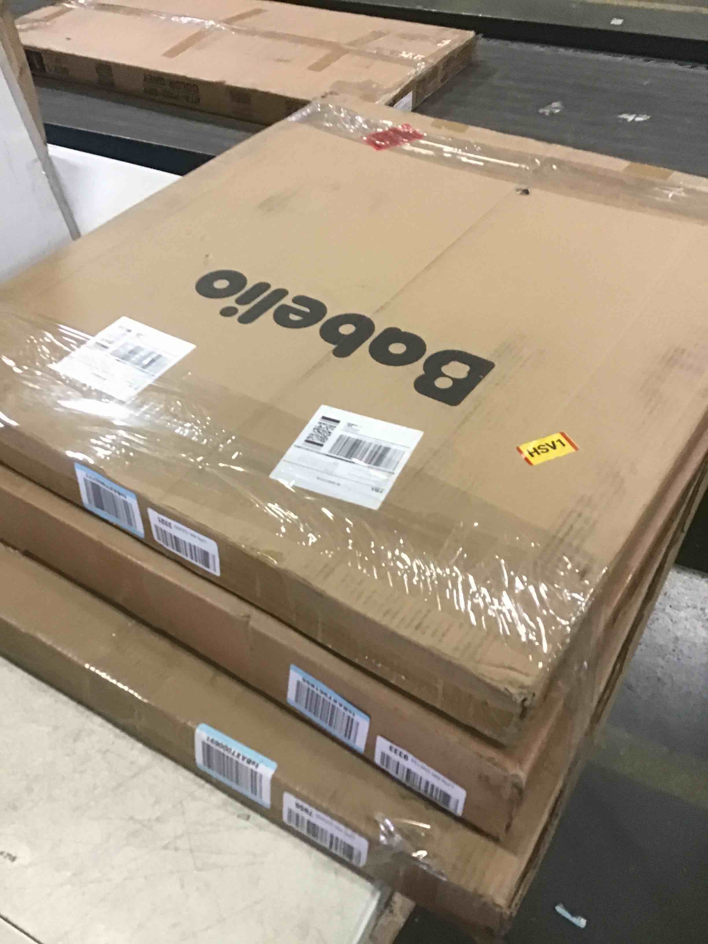 https://s3.amazonaws.com/lotting-images-prod/bidfta/RED5570192_1698176240161.jpeg