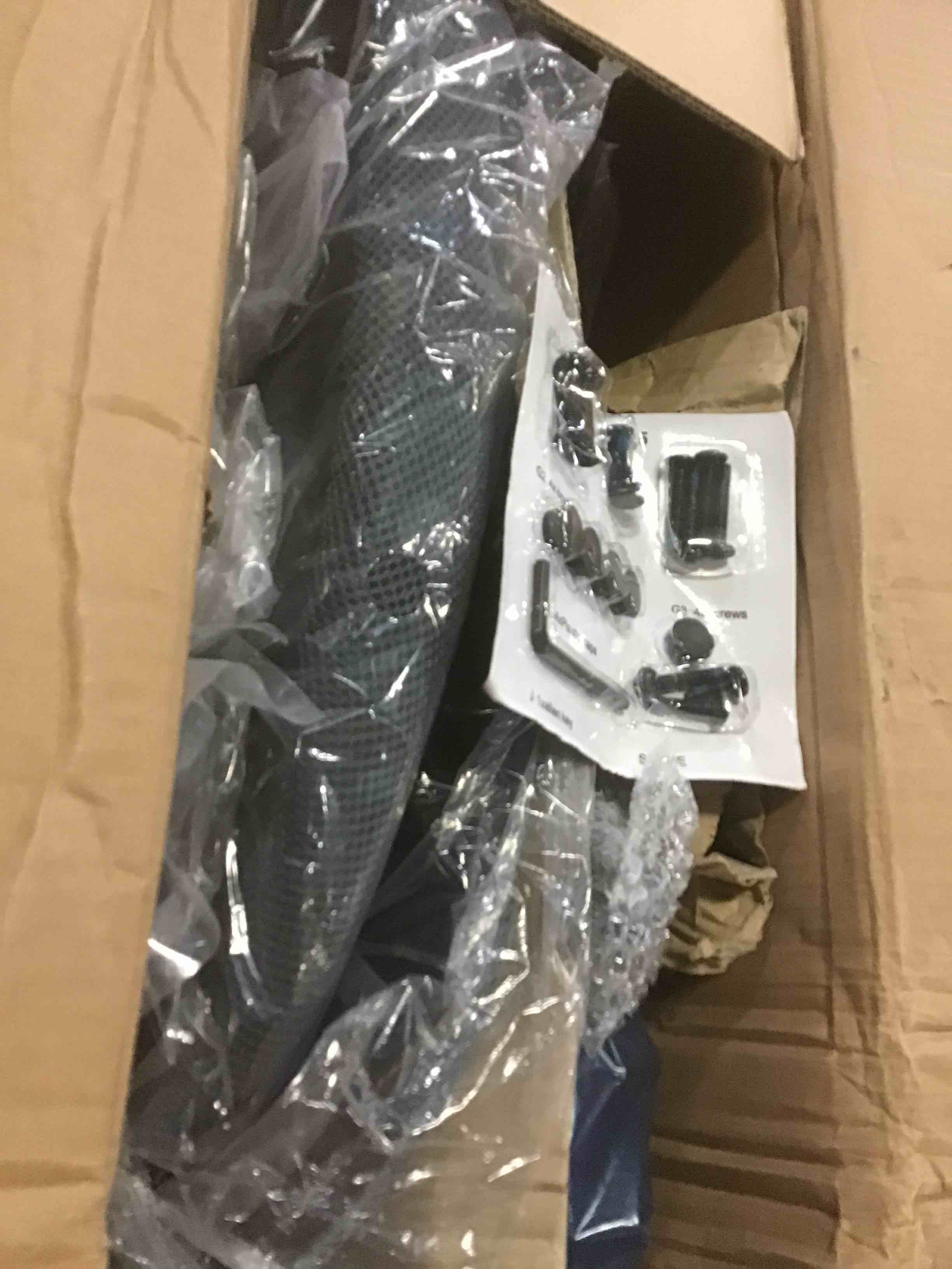 https://s3.amazonaws.com/lotting-images-prod/bidfta/RED5570364_1698256357031.jpeg