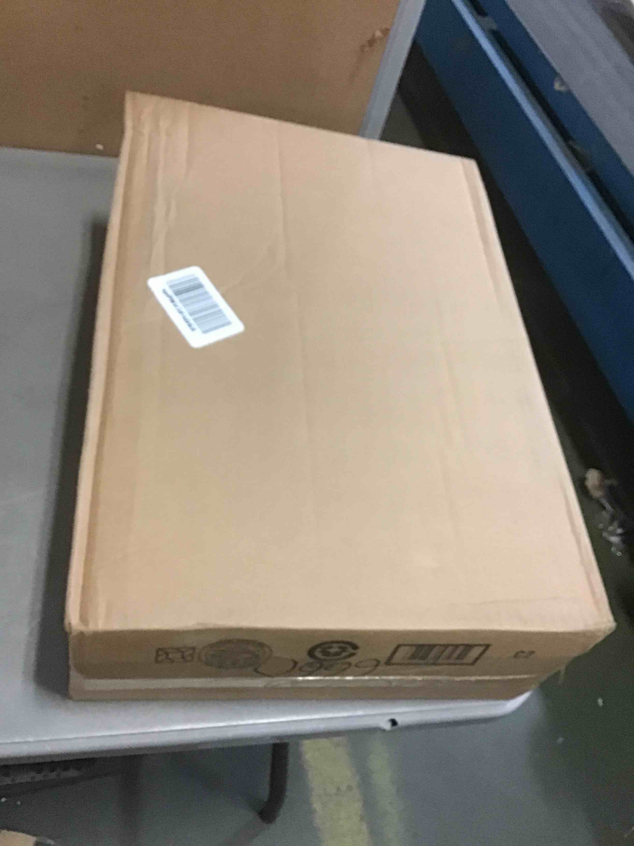 https://s3.amazonaws.com/lotting-images-prod/bidfta/RED5570452_1698326400682.jpeg