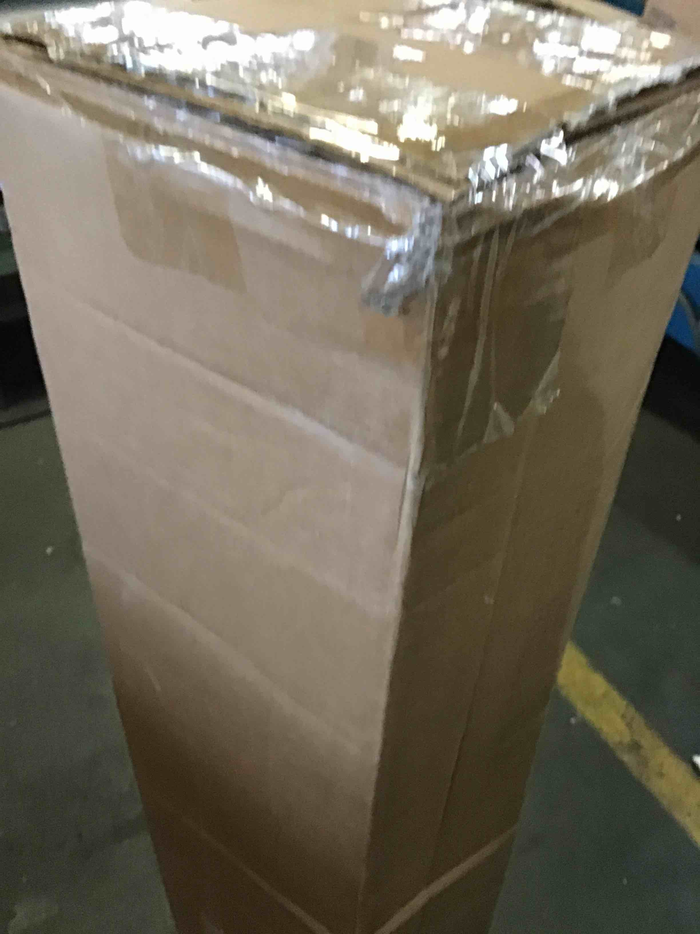 https://s3.amazonaws.com/lotting-images-prod/bidfta/RED5572419_1698762538399.jpeg