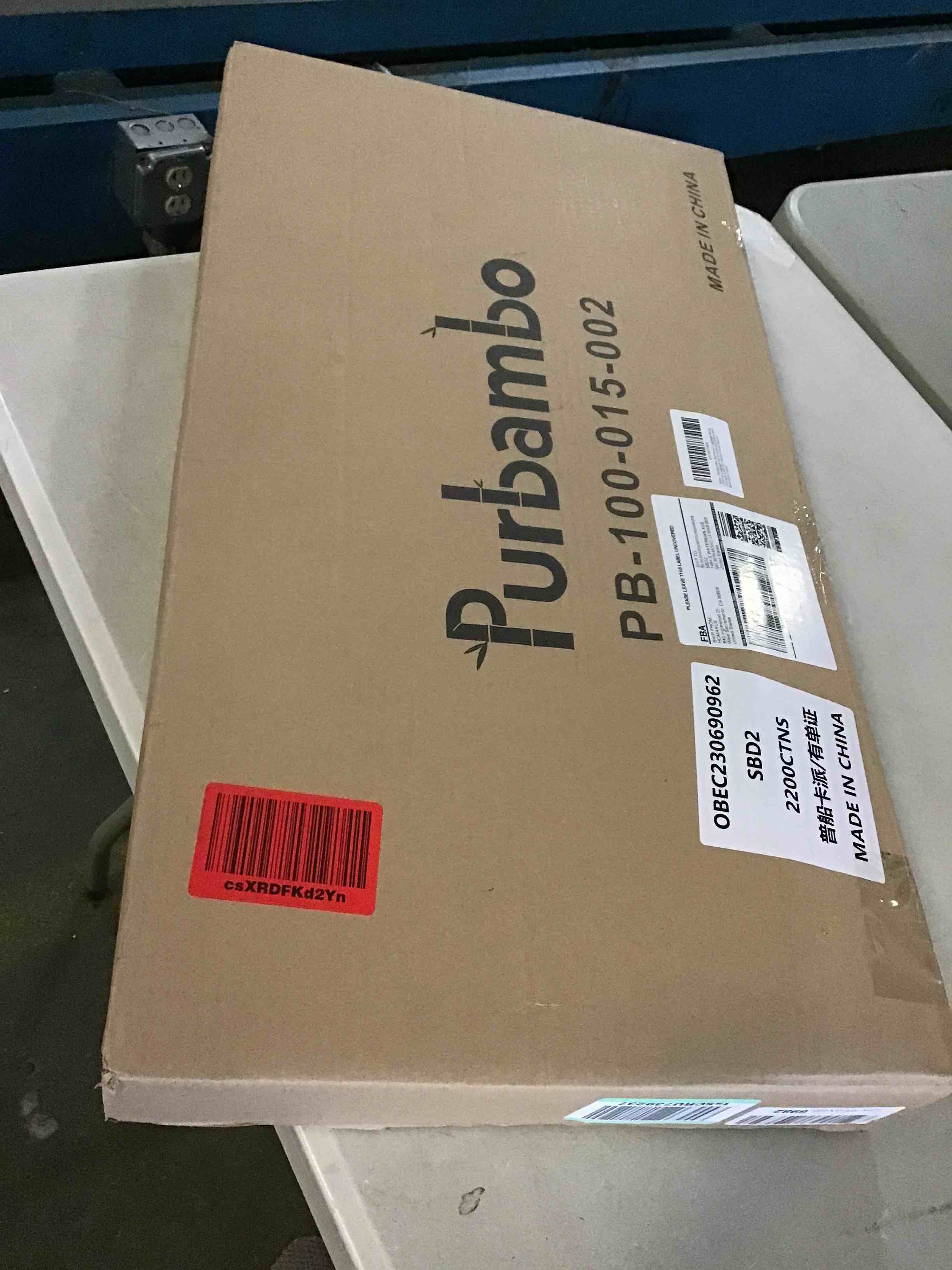 https://s3.amazonaws.com/lotting-images-prod/bidfta/RED5572537_1698777090106.jpeg