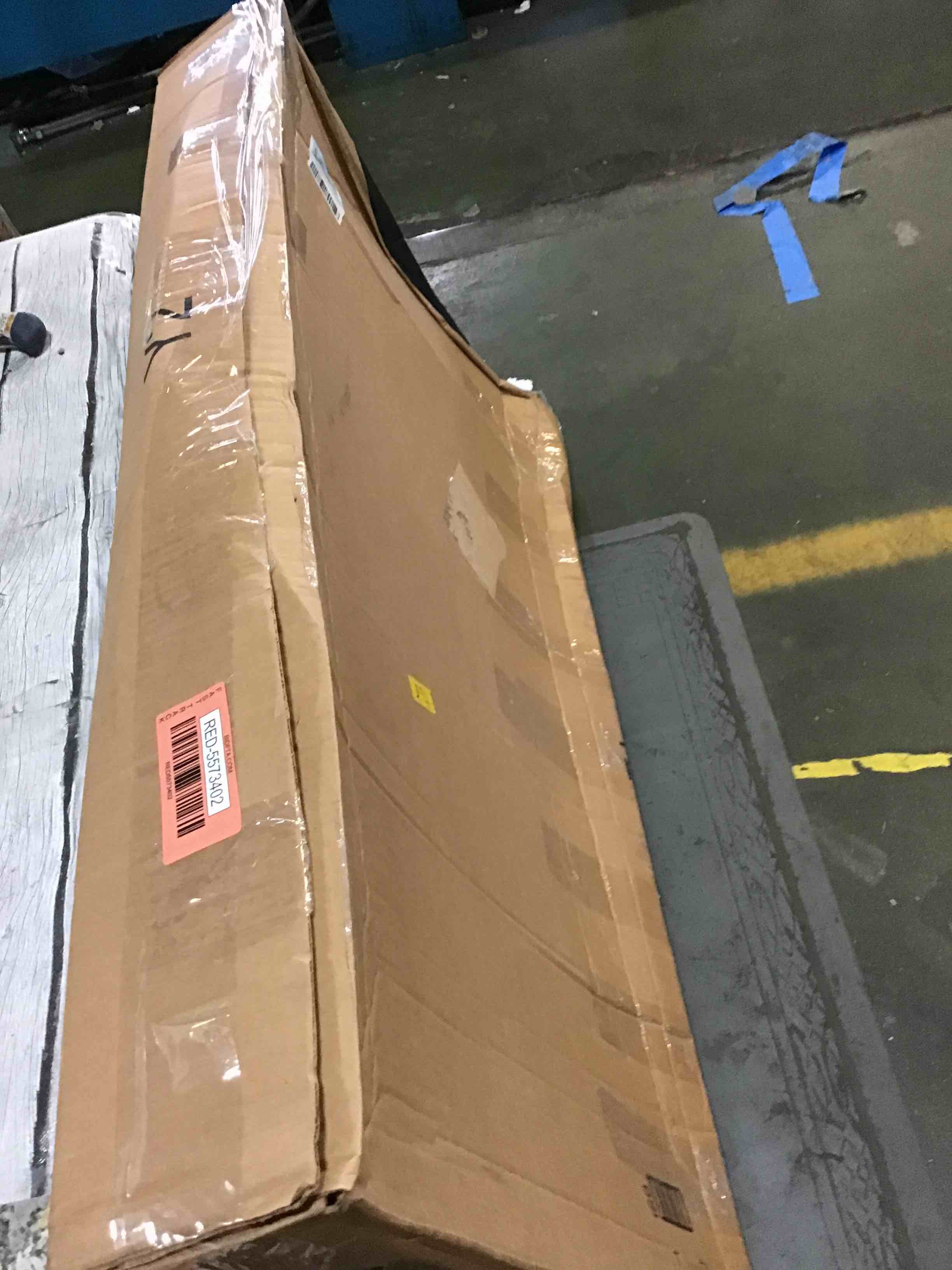 https://s3.amazonaws.com/lotting-images-prod/bidfta/RED5573402_1698950467451.jpeg