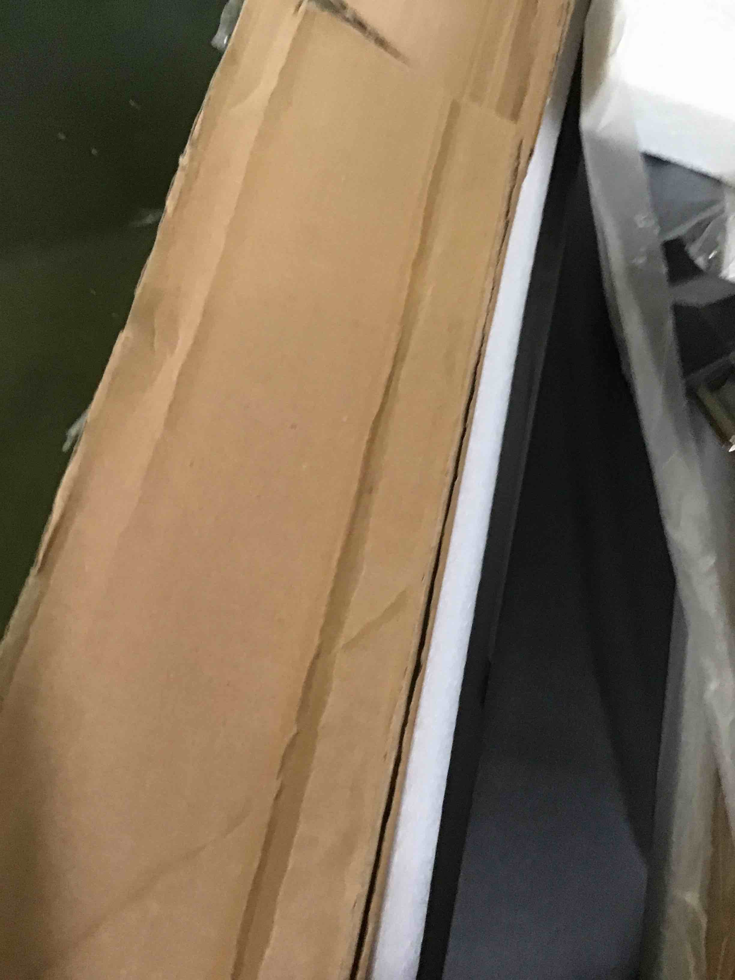 https://s3.amazonaws.com/lotting-images-prod/bidfta/RED5573515_1699364276028.jpeg