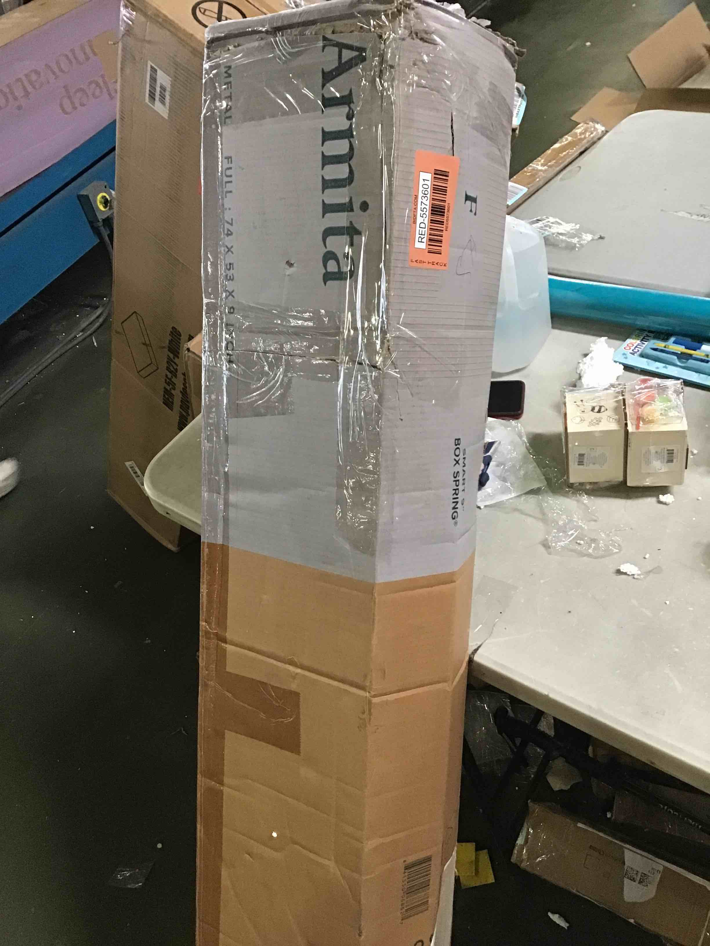 https://s3.amazonaws.com/lotting-images-prod/bidfta/RED5573601_1699381772562.jpeg