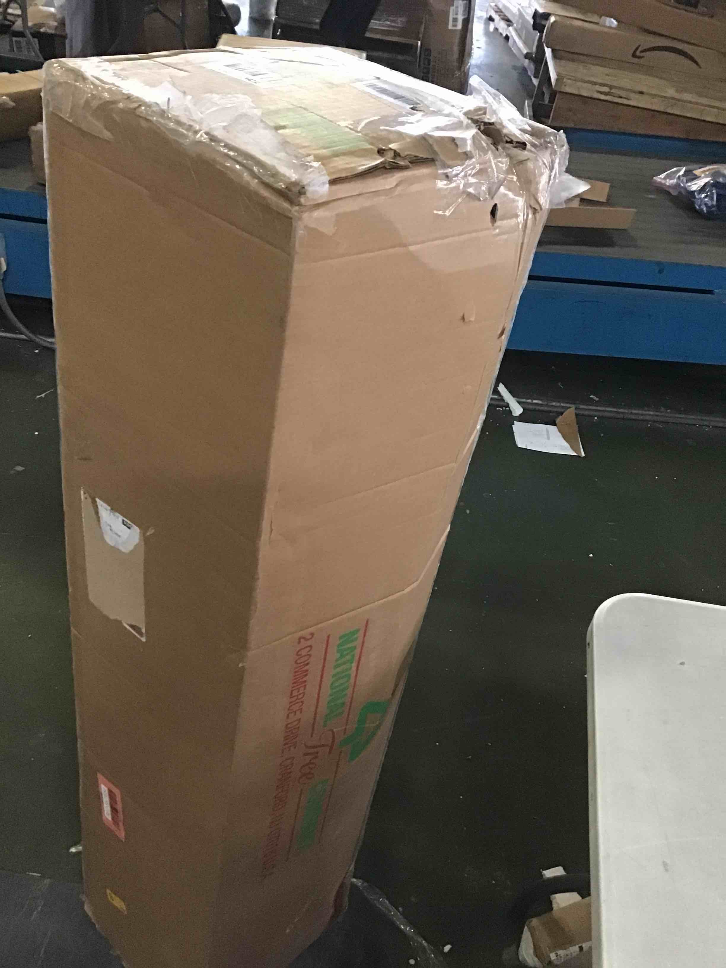 https://s3.amazonaws.com/lotting-images-prod/bidfta/RED5573654_1699391300375.jpeg