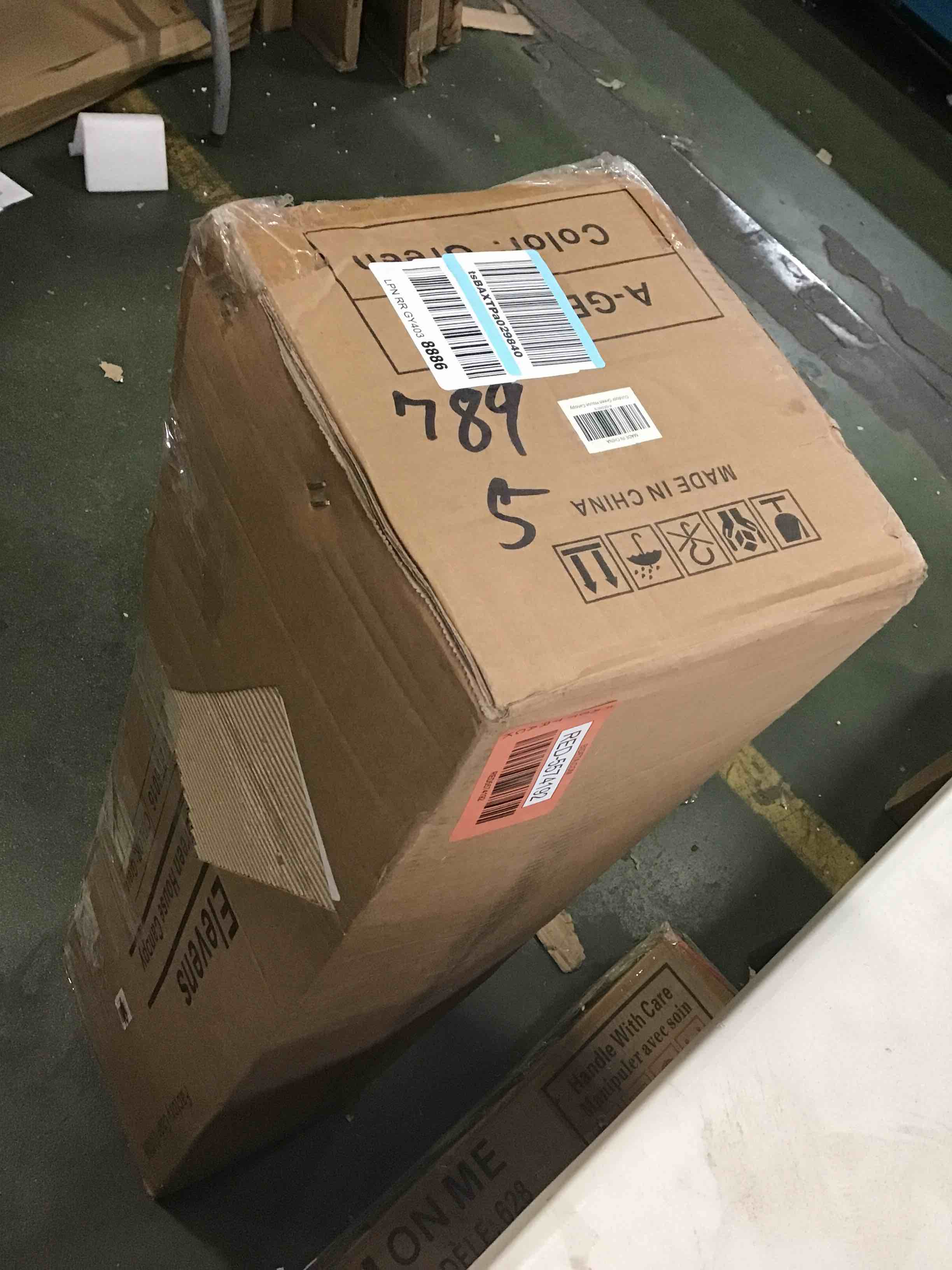 https://s3.amazonaws.com/lotting-images-prod/bidfta/RED5574192_1699900004443.jpeg