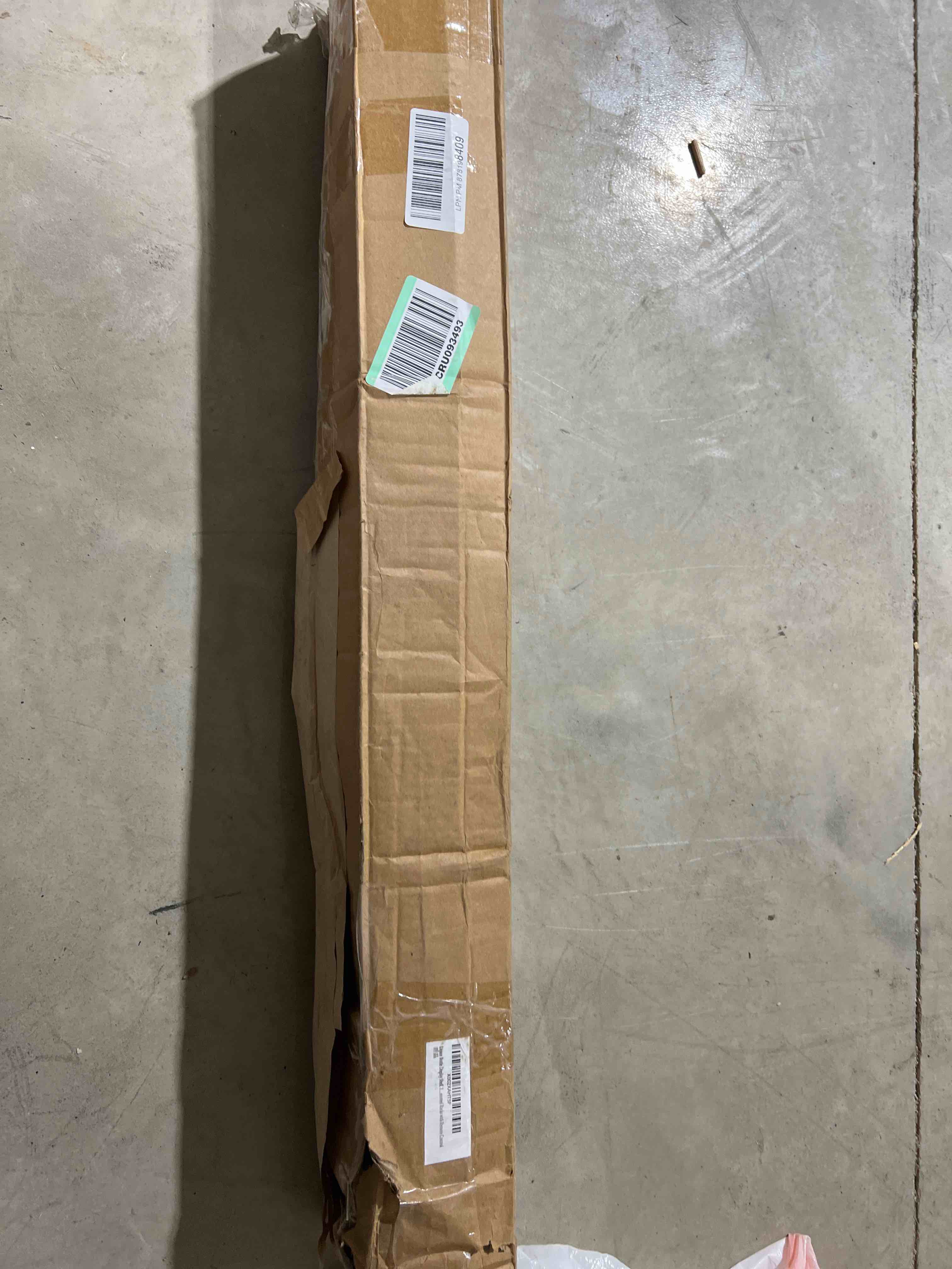 https://s3.amazonaws.com/lotting-images-prod/bidfta/RED5577992_1706578437674.jpeg