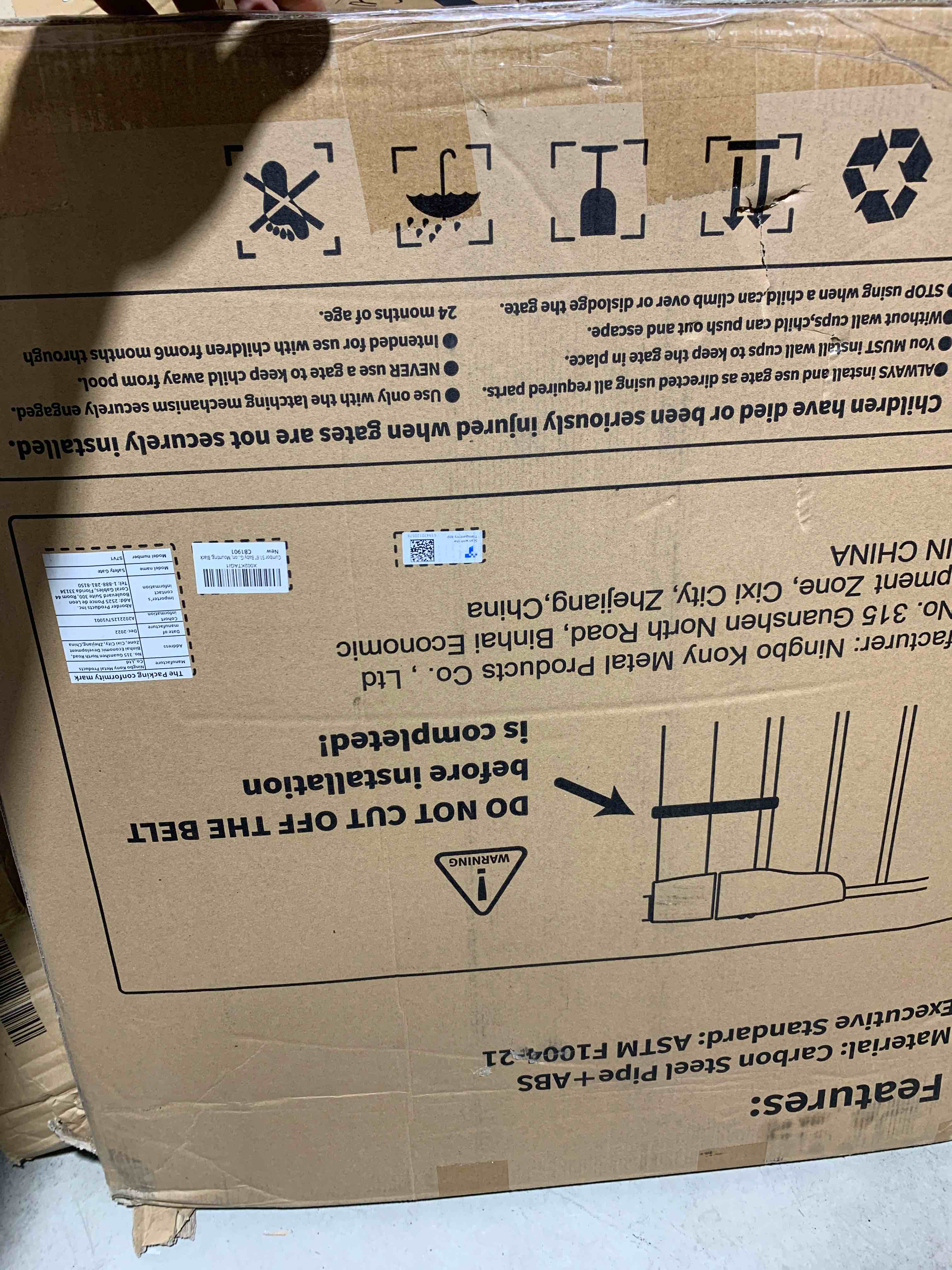 https://s3.amazonaws.com/lotting-images-prod/bidfta/RED5578019_1706656327215.jpeg