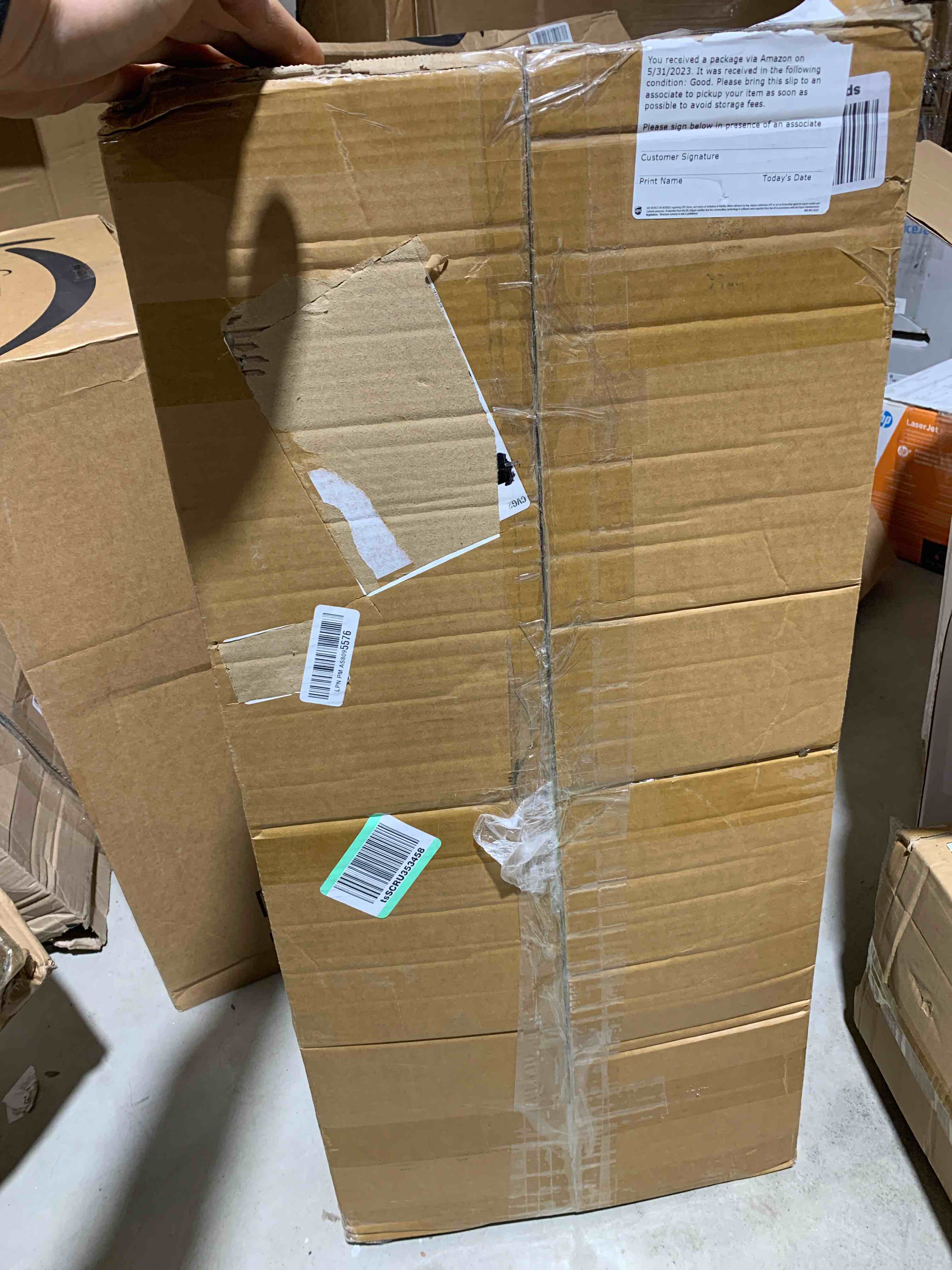 https://s3.amazonaws.com/lotting-images-prod/bidfta/RED5578021_1706656973664.jpeg