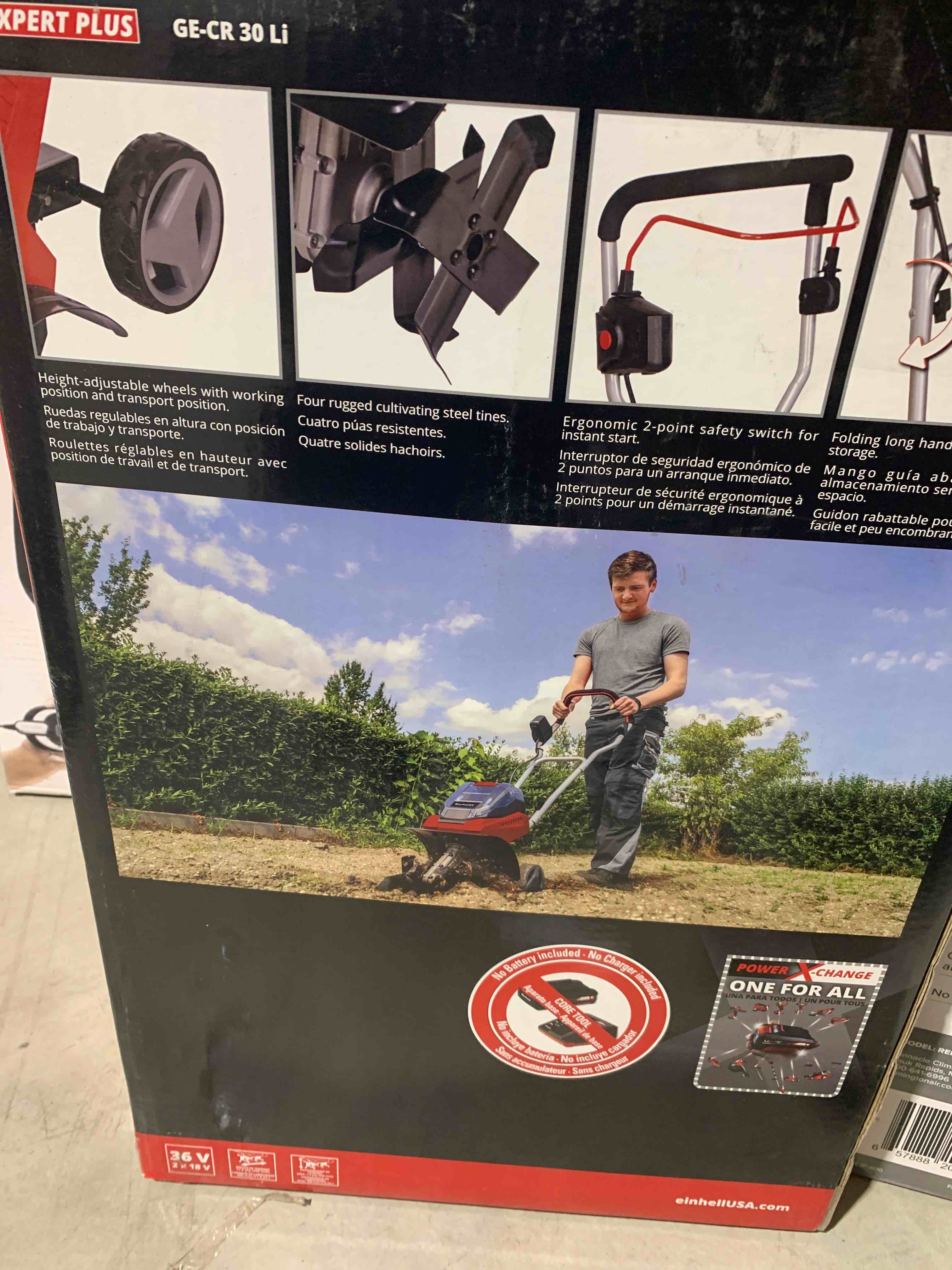 https://s3.amazonaws.com/lotting-images-prod/bidfta/RED5578154_1706924604668.jpeg