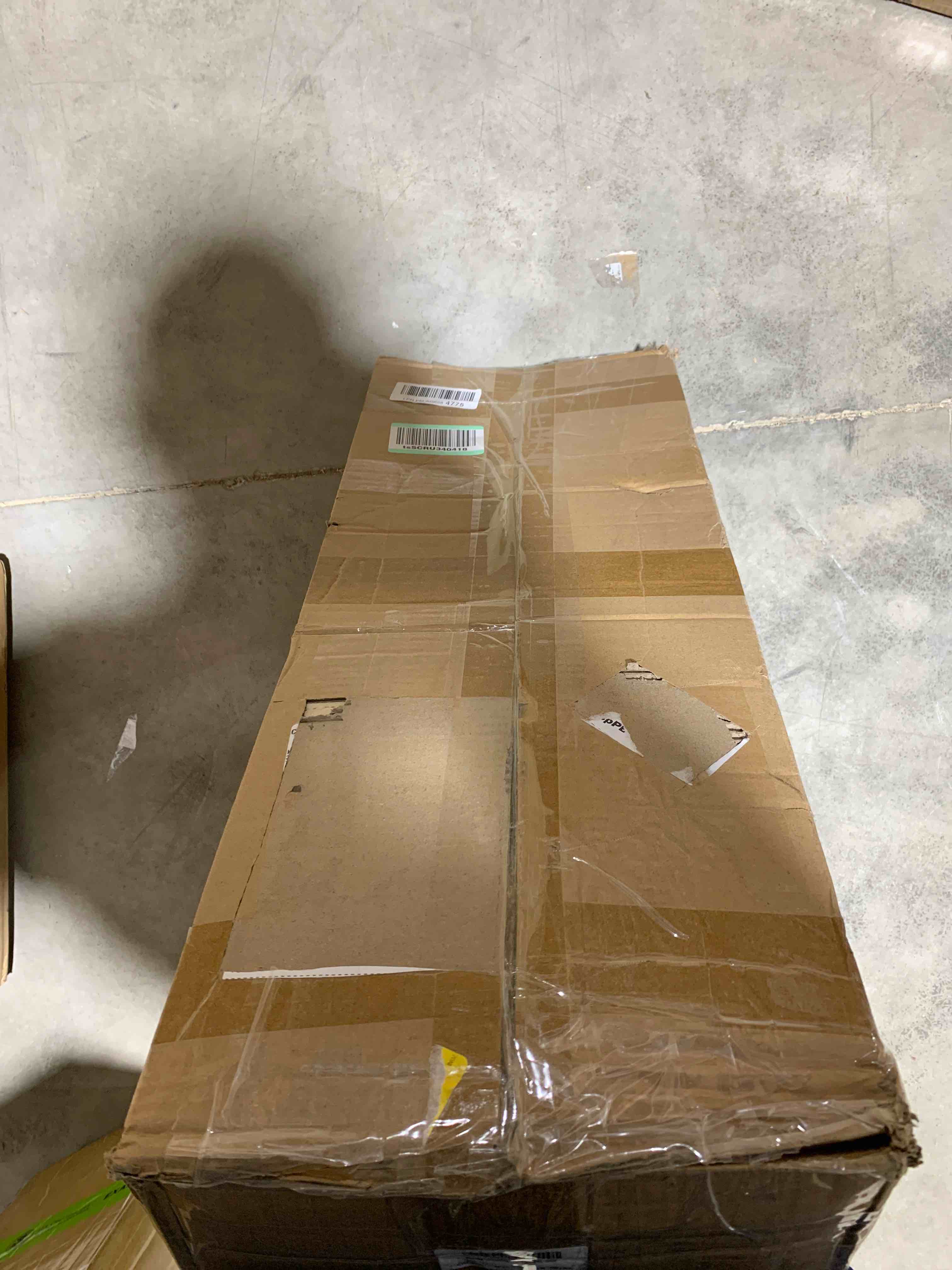 https://s3.amazonaws.com/lotting-images-prod/bidfta/RED5578283_1707187722842.jpeg