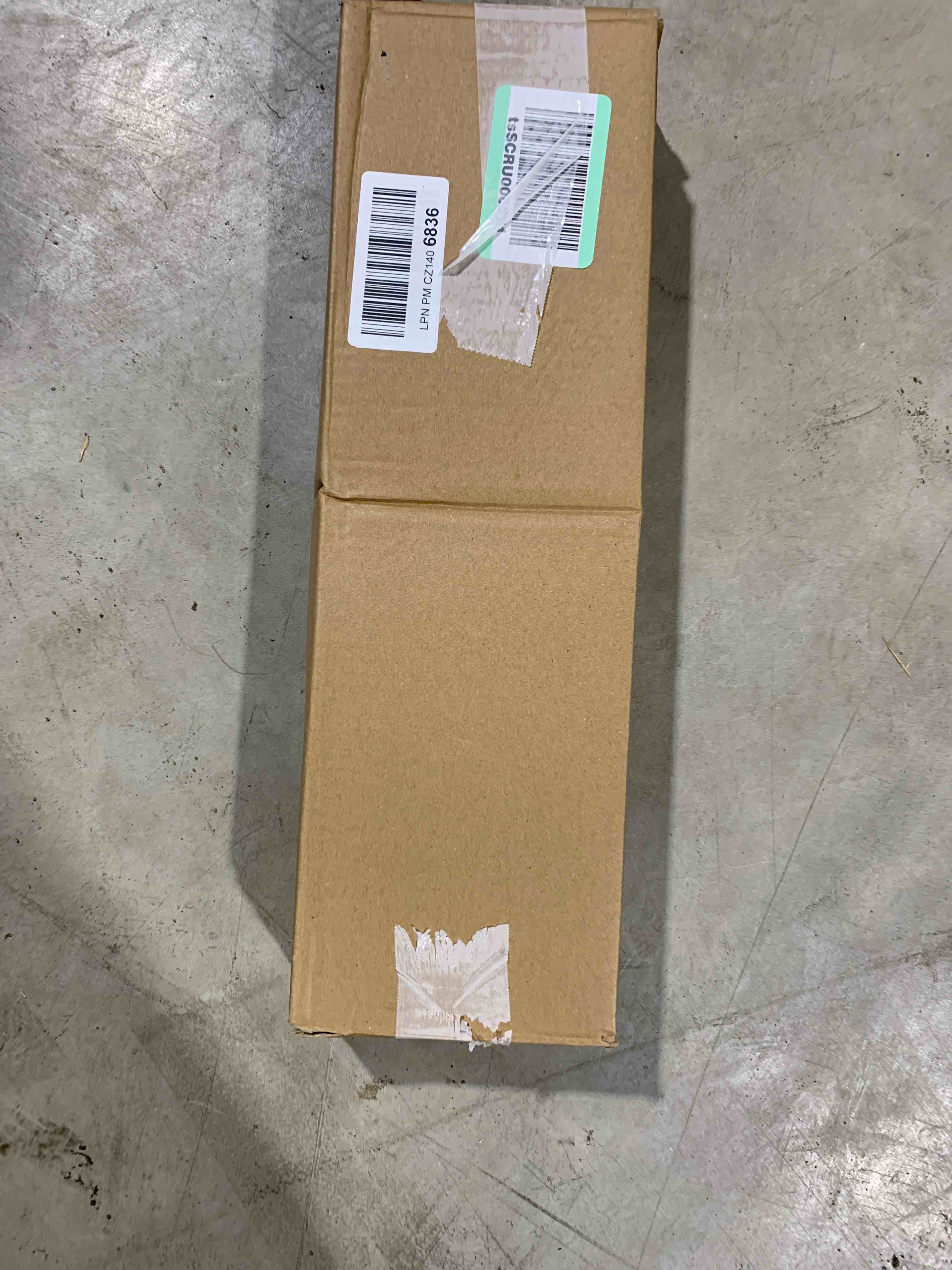 https://s3.amazonaws.com/lotting-images-prod/bidfta/RED5578306_1707354688201.jpeg