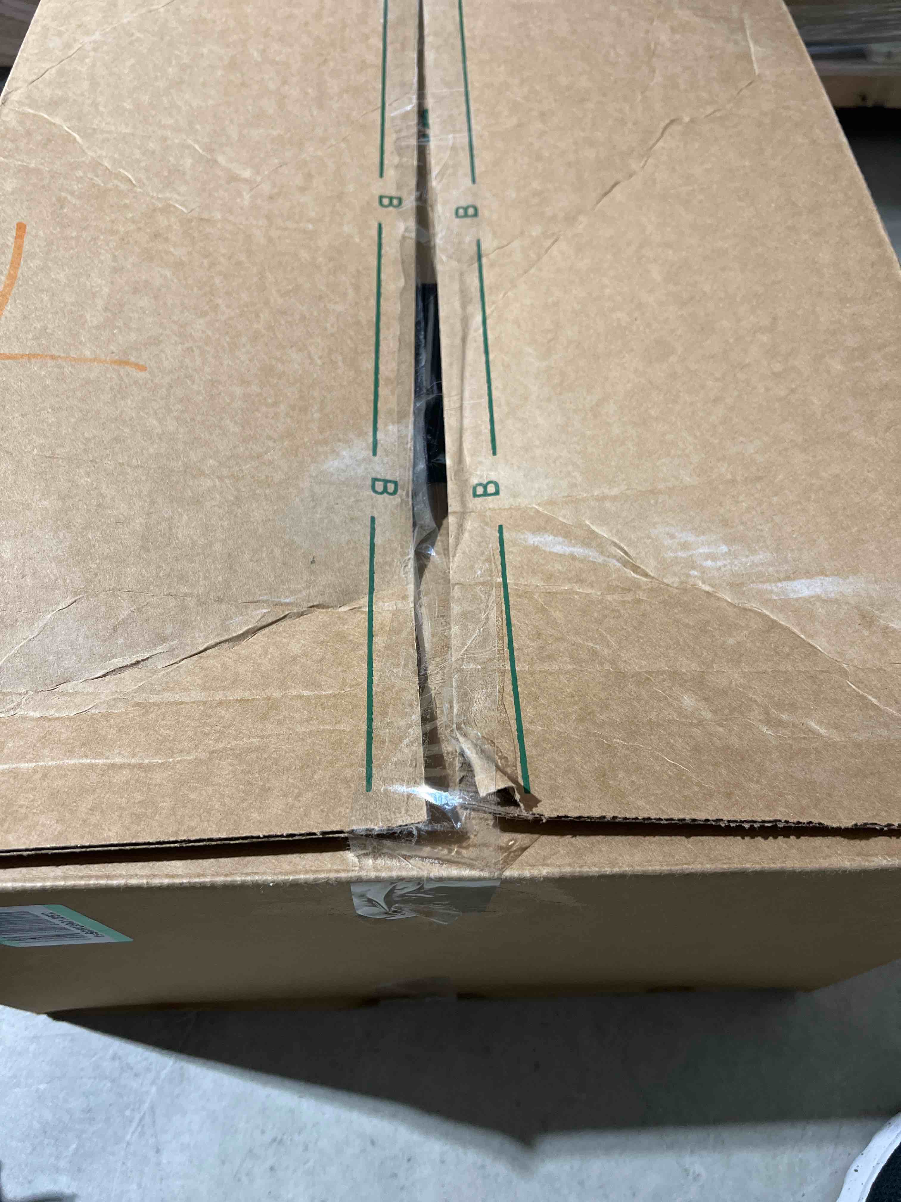 https://s3.amazonaws.com/lotting-images-prod/bidfta/RED5578451_1708018401892.jpeg