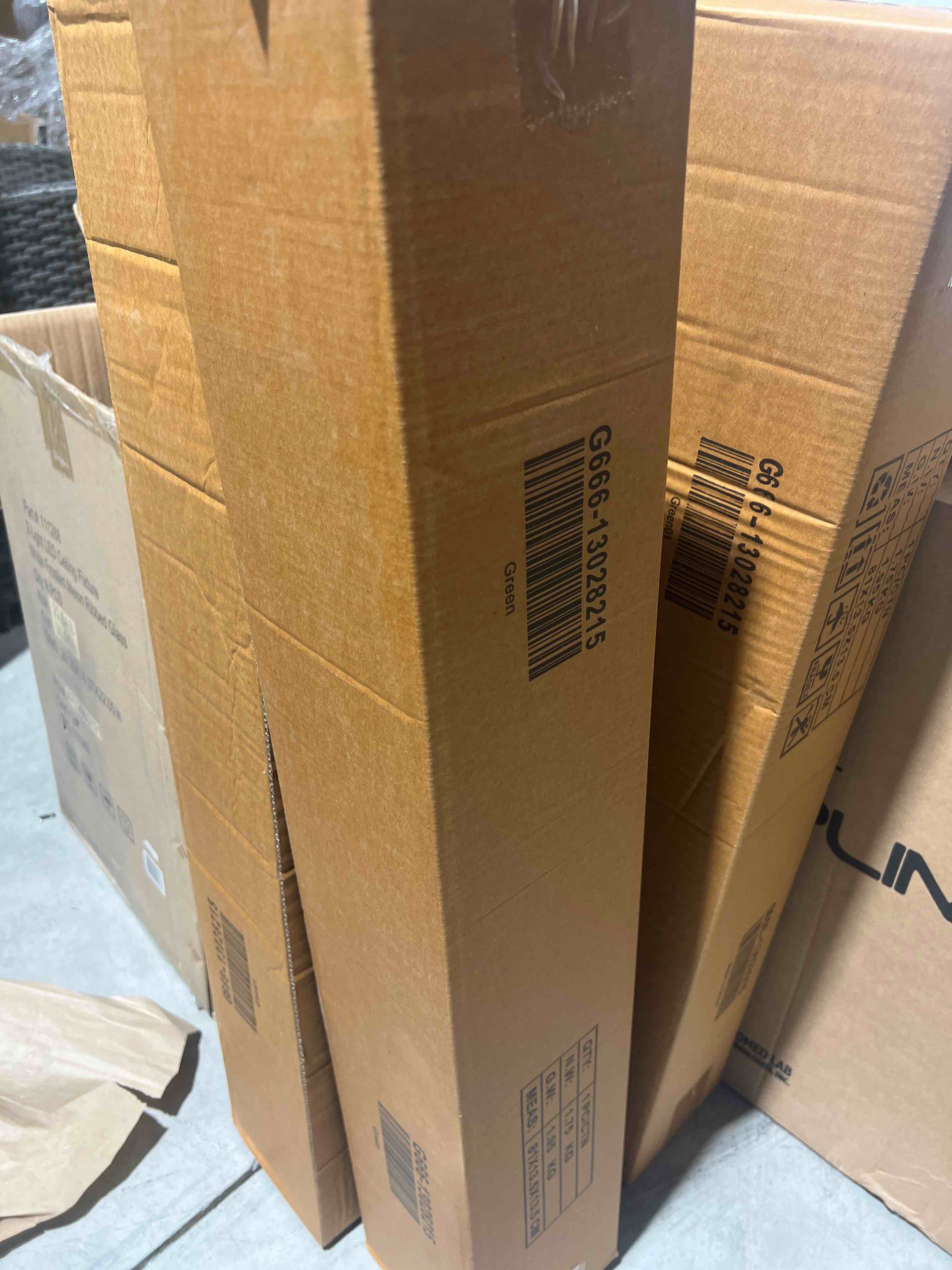 https://s3.amazonaws.com/lotting-images-prod/bidfta/RED5578518_1708552322914.jpeg